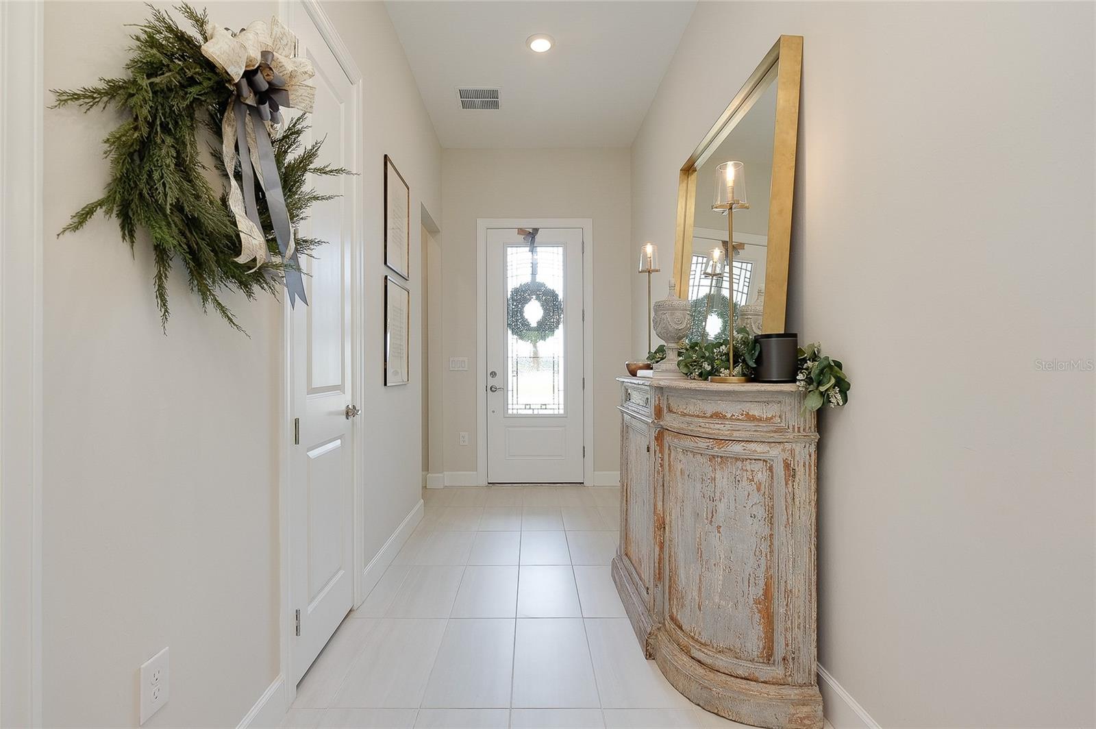 Image 6 of 95 For 10036 Beachwalk Drive