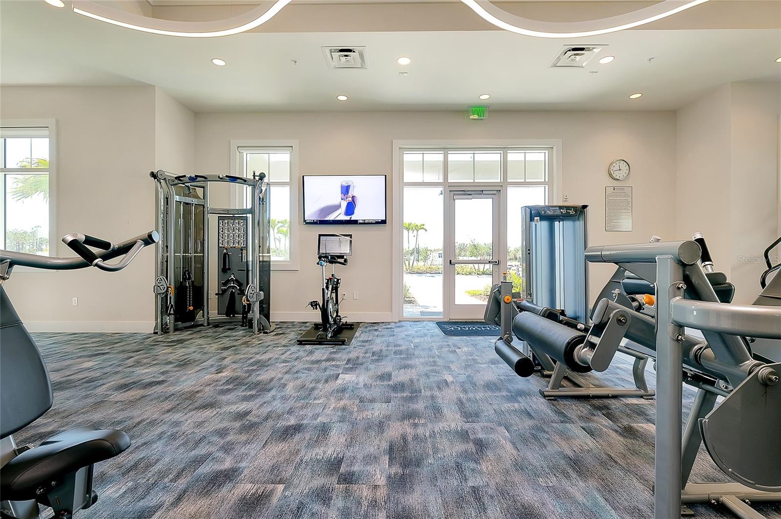 Image 90 of 95 For 10036 Beachwalk Drive