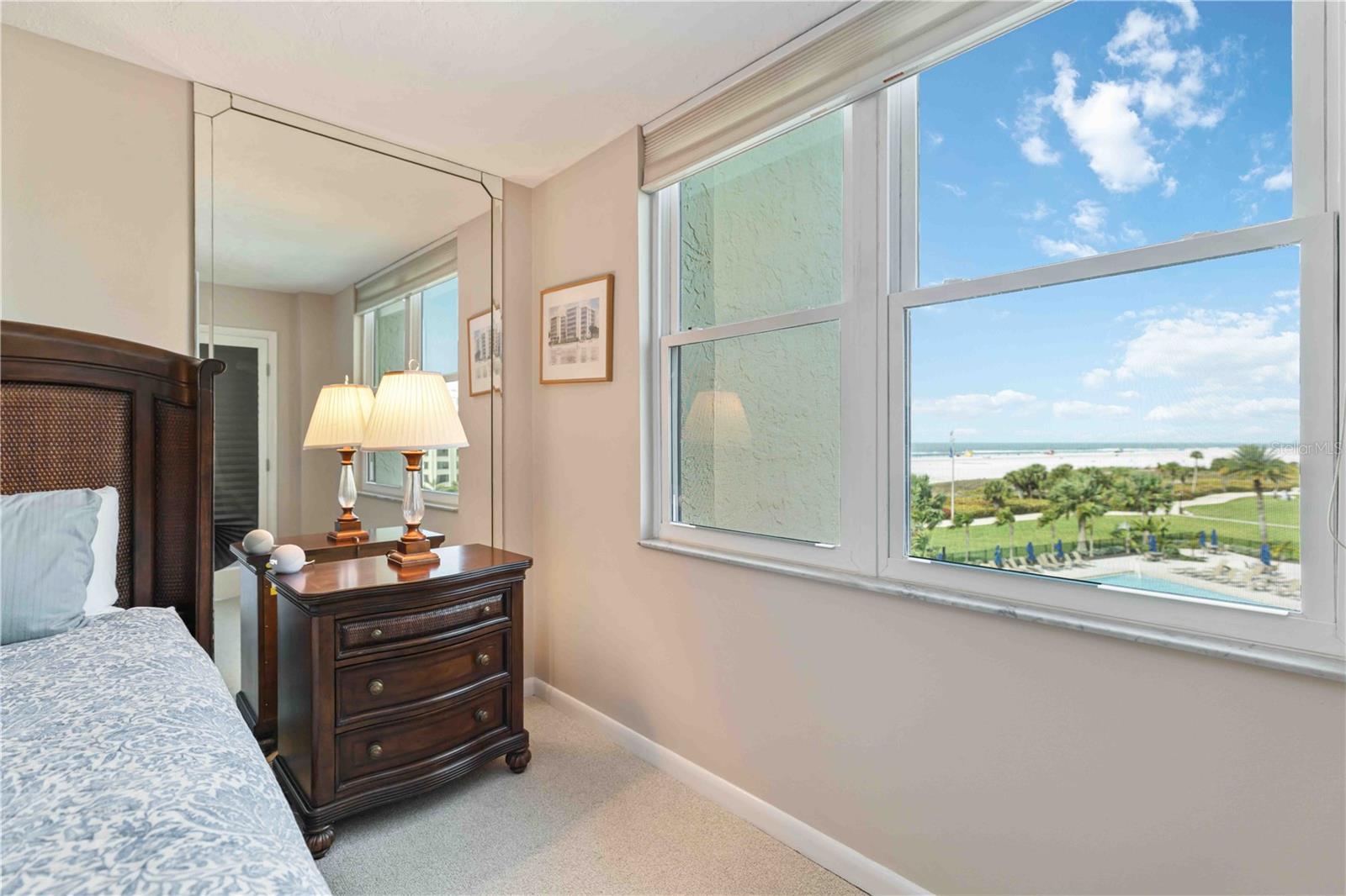 Image 19 of 61 For 5790 Midnight Pass Road 406