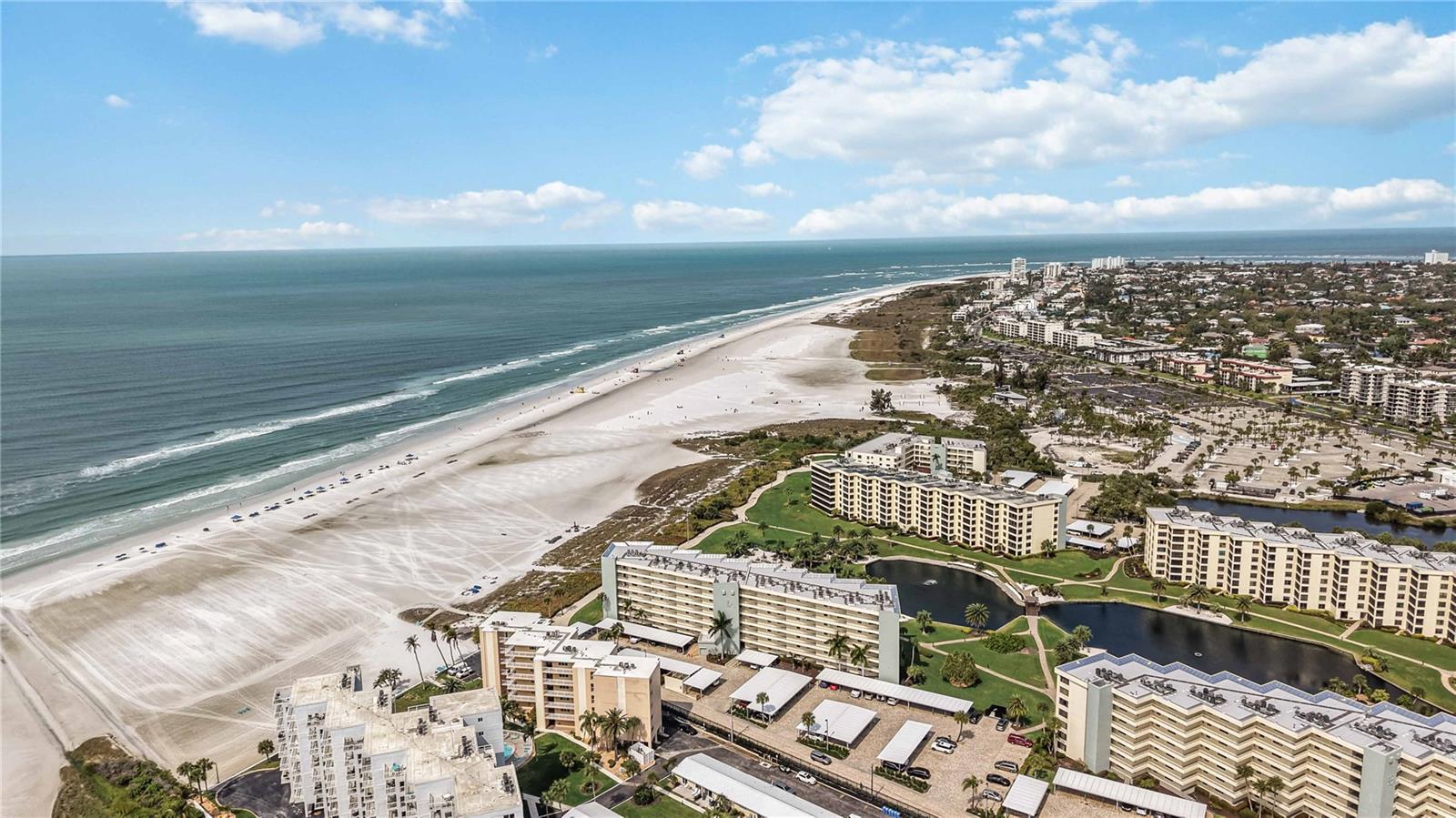 Image 52 of 61 For 5790 Midnight Pass Road 406