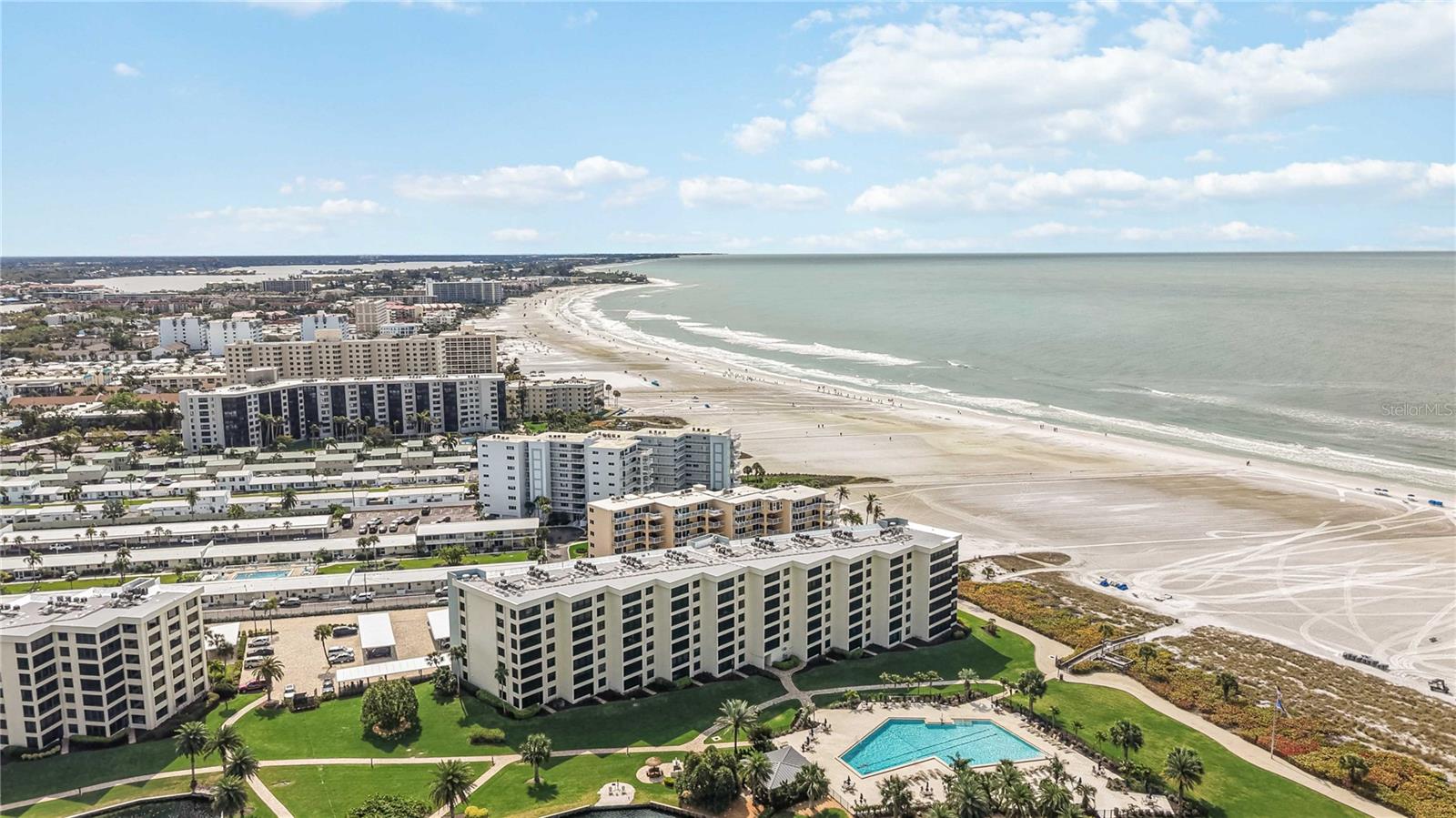 Image 58 of 61 For 5790 Midnight Pass Road 406