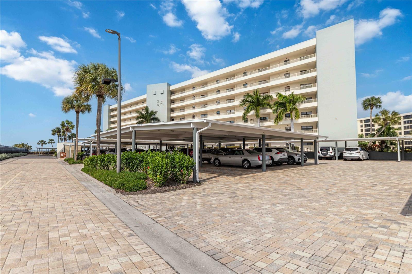 Image 59 of 61 For 5790 Midnight Pass Road 406