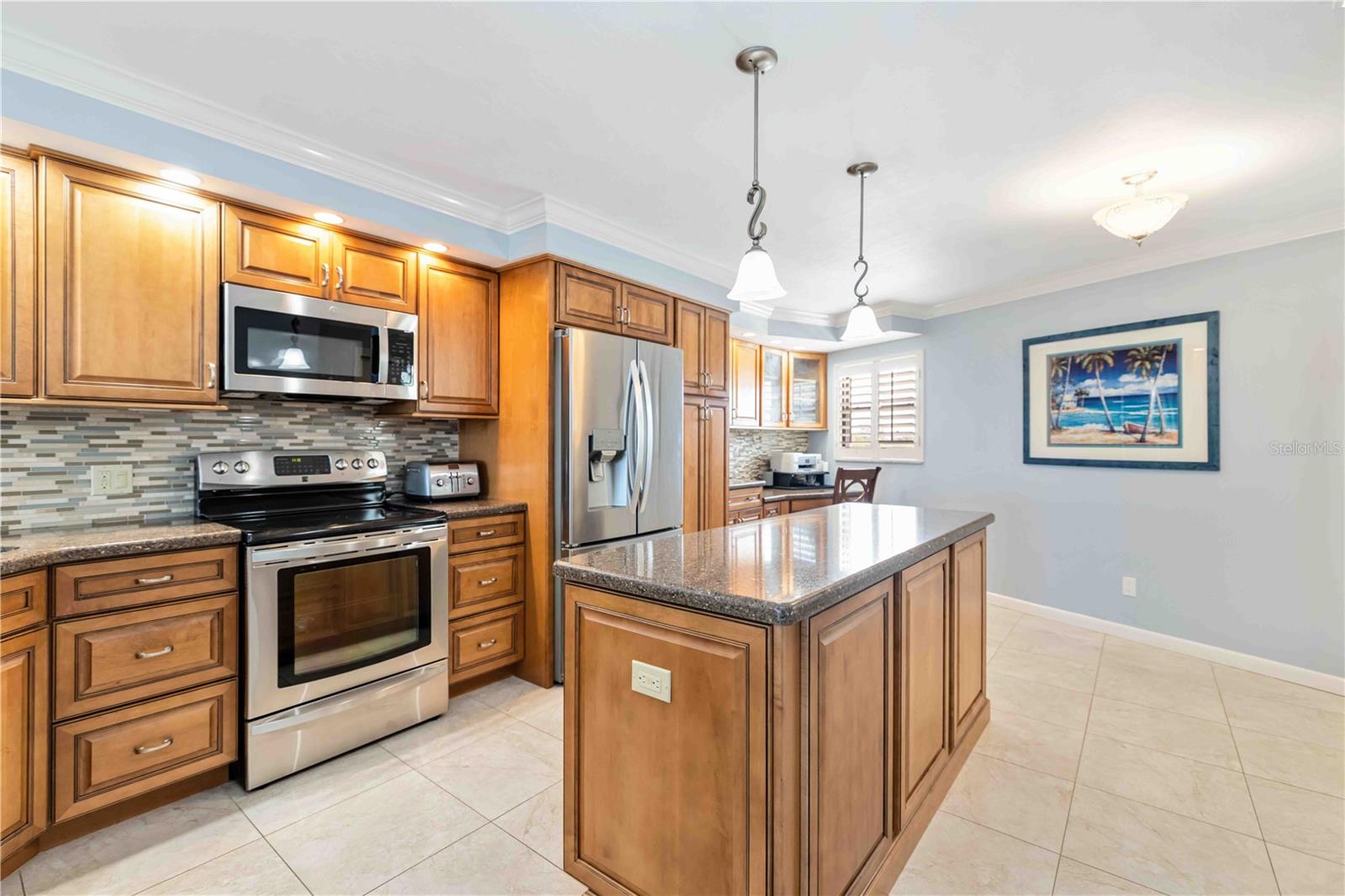 Image 9 of 61 For 5790 Midnight Pass Road 406