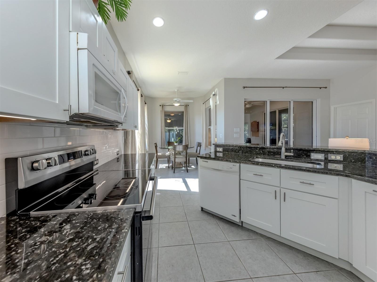 Image 13 of 60 For 111 Wayforest Drive