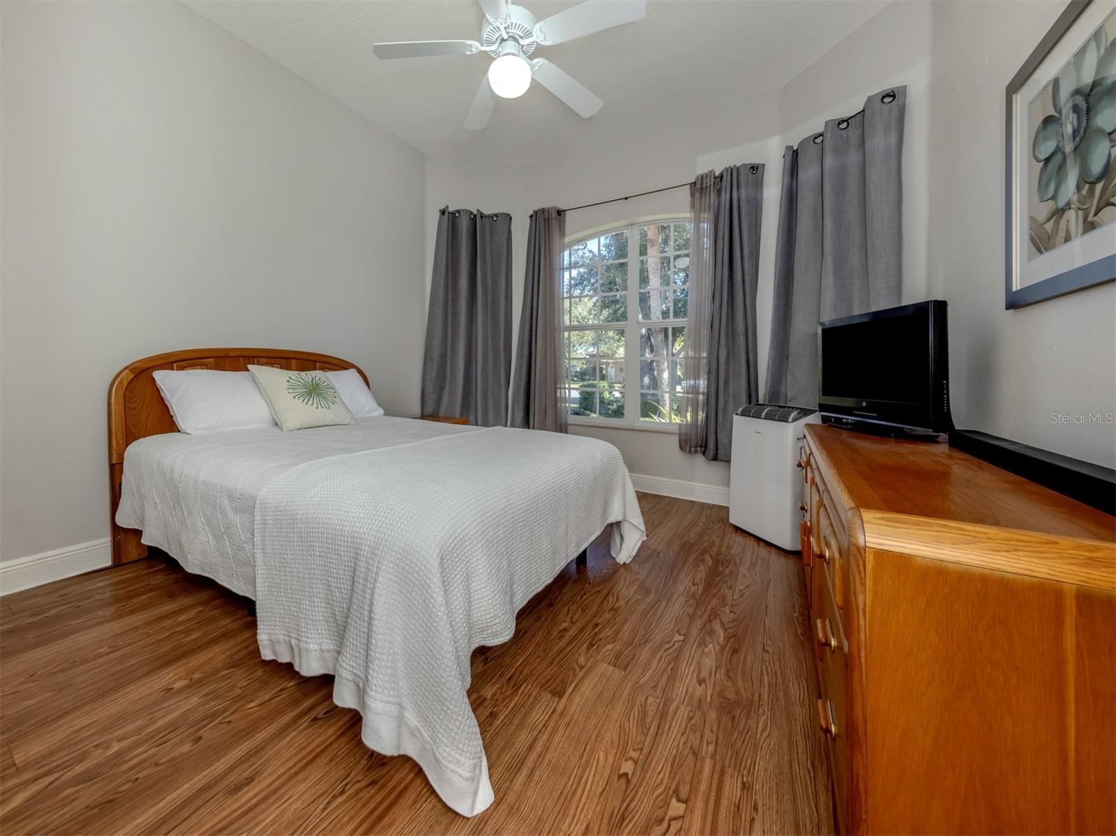 Image 20 of 60 For 111 Wayforest Drive