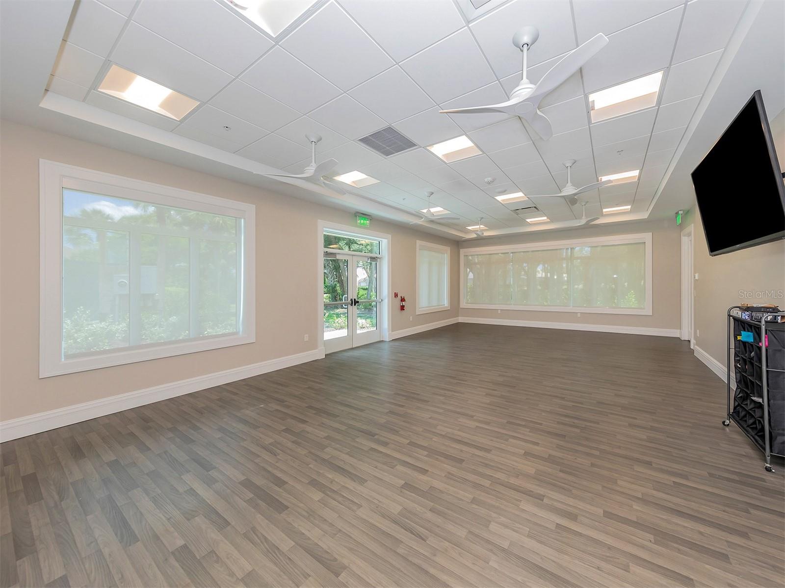 Image 46 of 60 For 111 Wayforest Drive