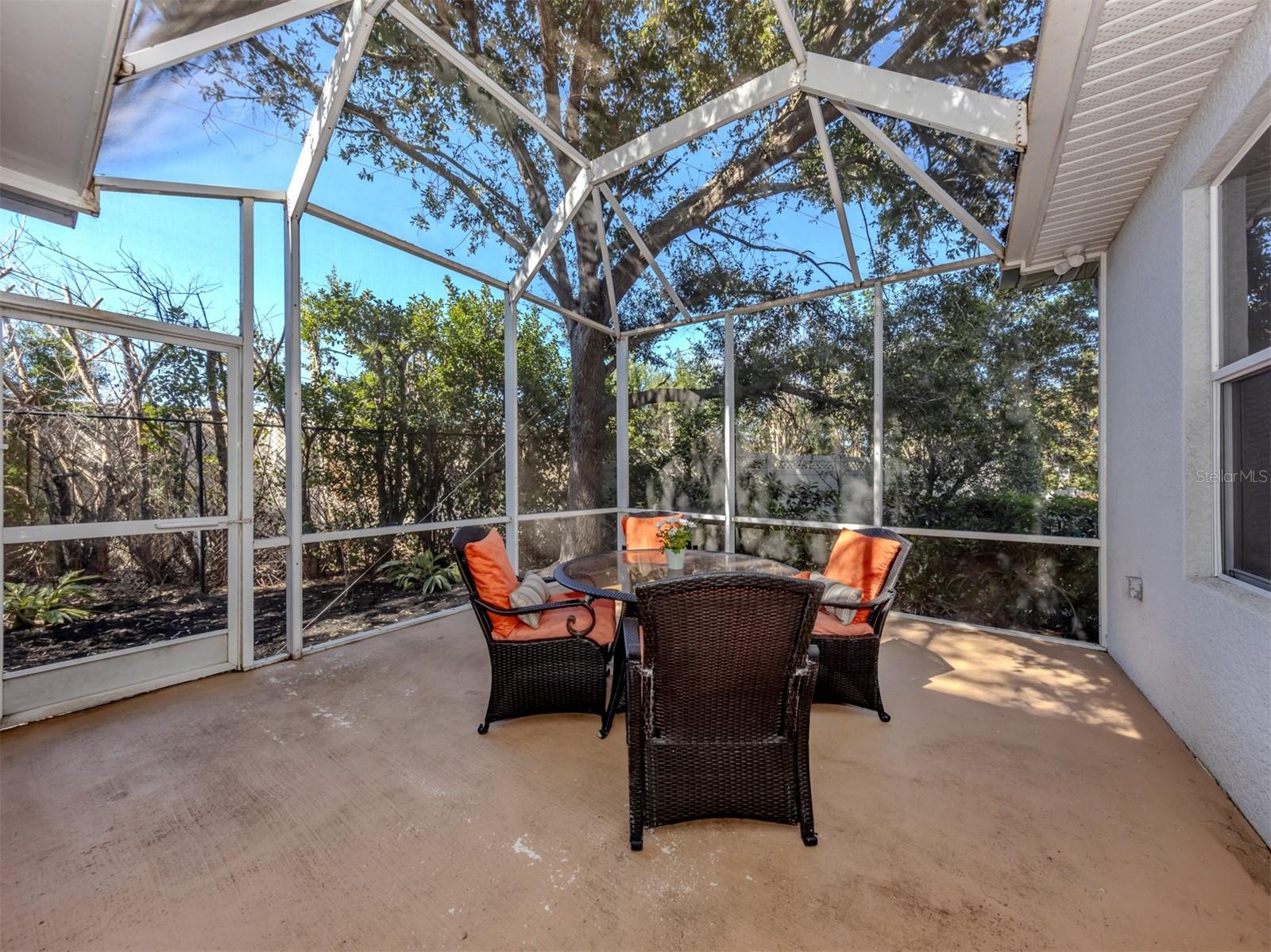 Image 5 of 60 For 111 Wayforest Drive