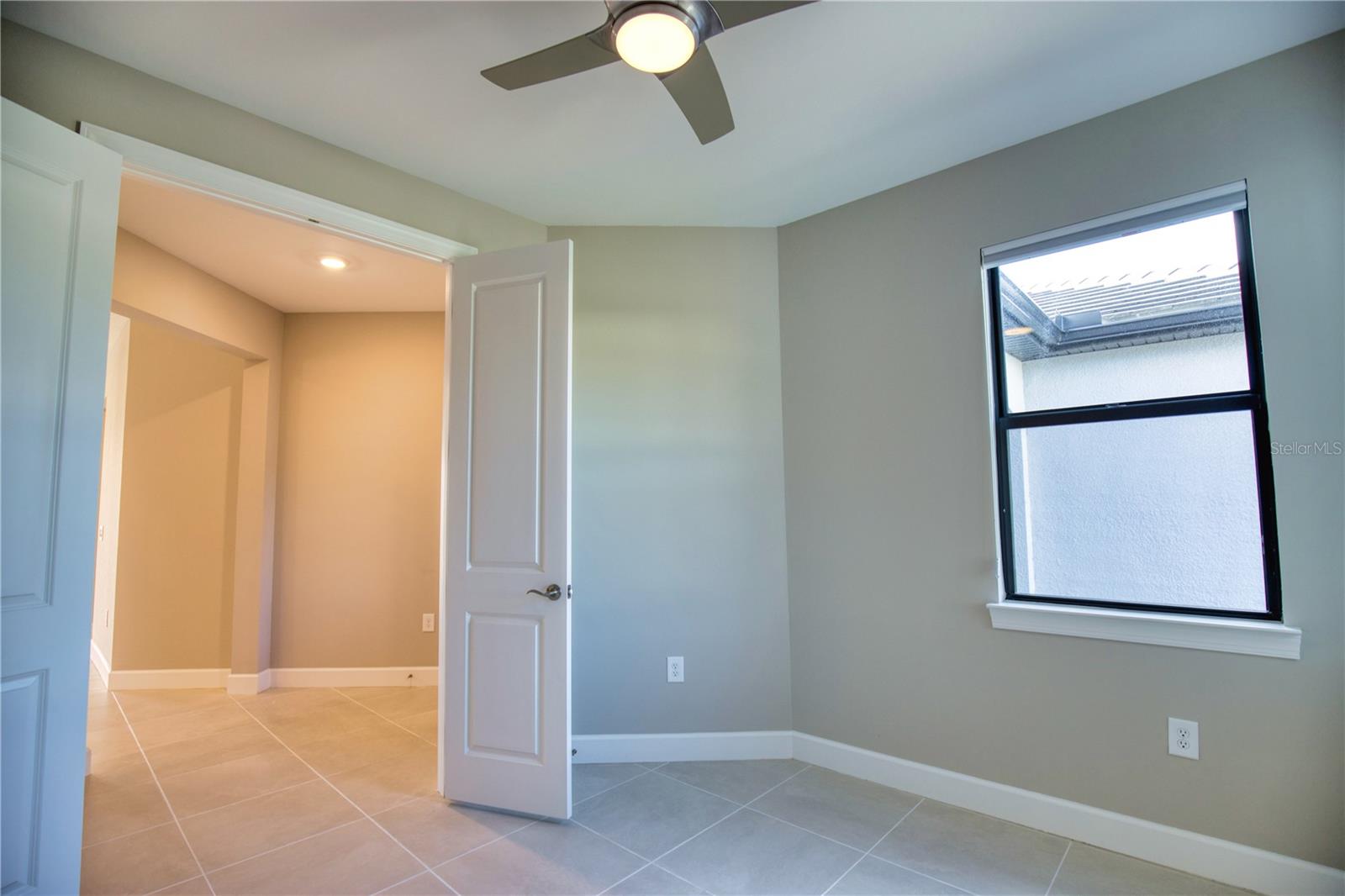 Image 26 of 46 For 14640 Misty Pond Loop