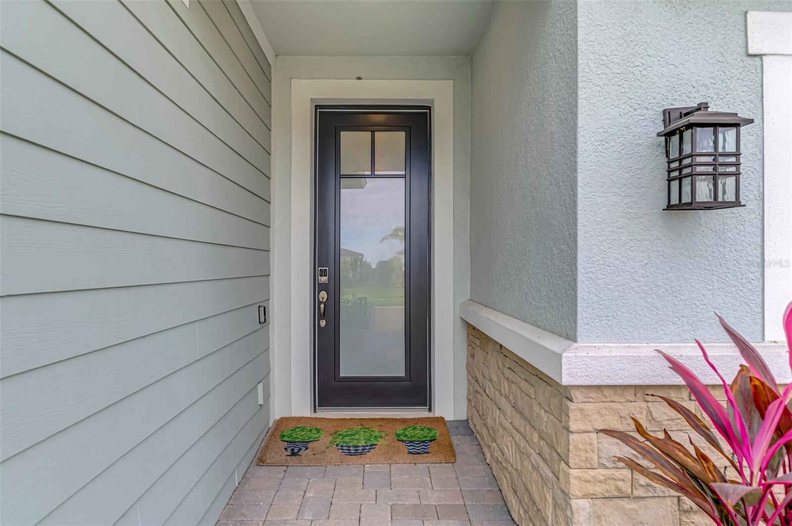 Image 5 of 100 For 11647 Myakka Blue Drive