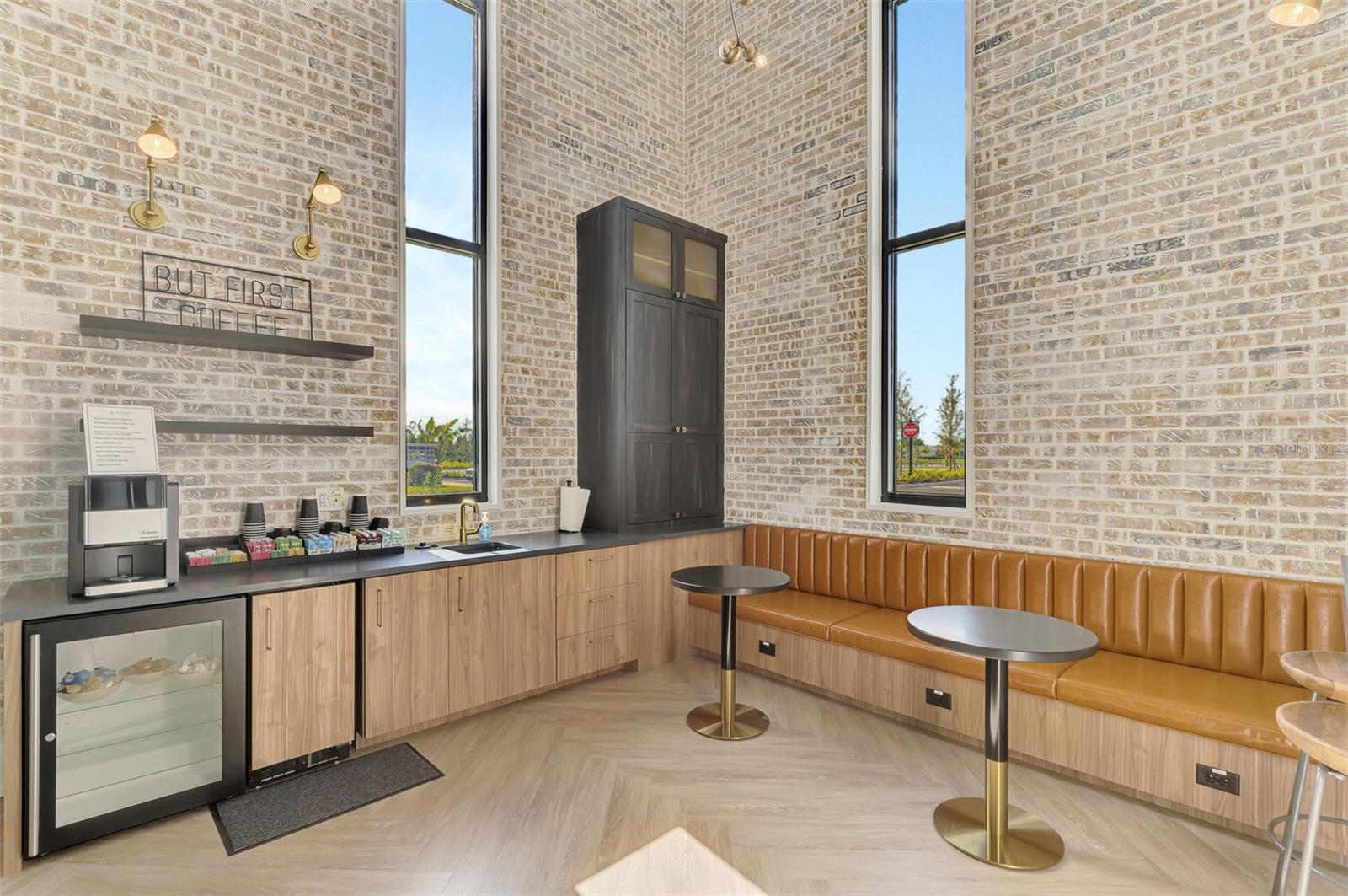 Image 92 of 100 For 11647 Myakka Blue Drive