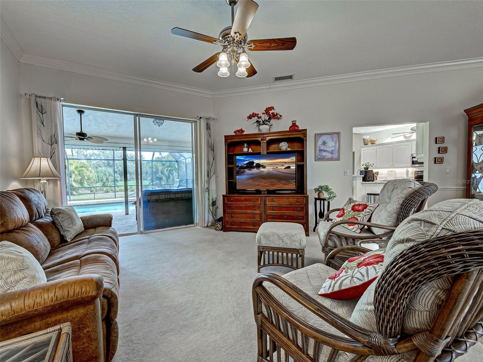 Image 12 of 66 For 1989 White Feather Lane