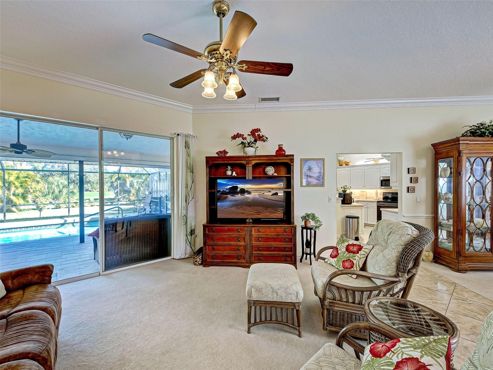 Image 16 of 66 For 1989 White Feather Lane