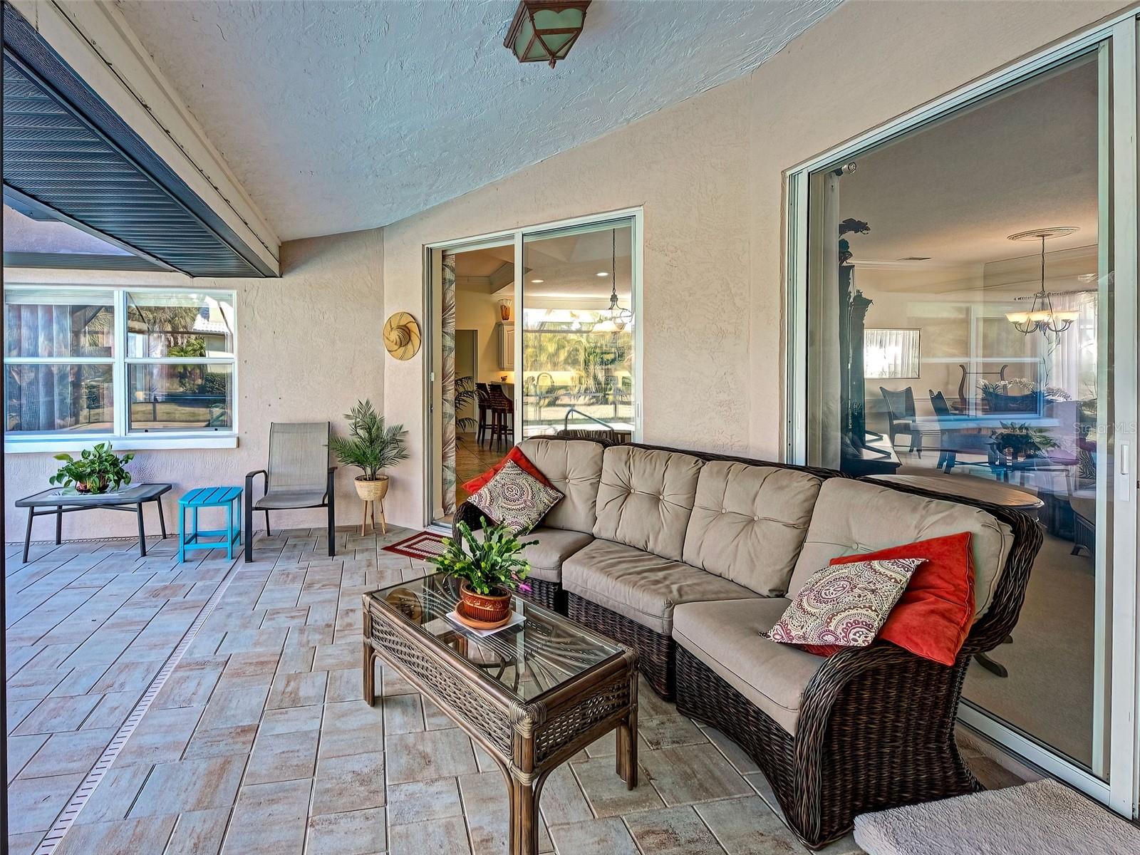 Image 32 of 66 For 1989 White Feather Lane