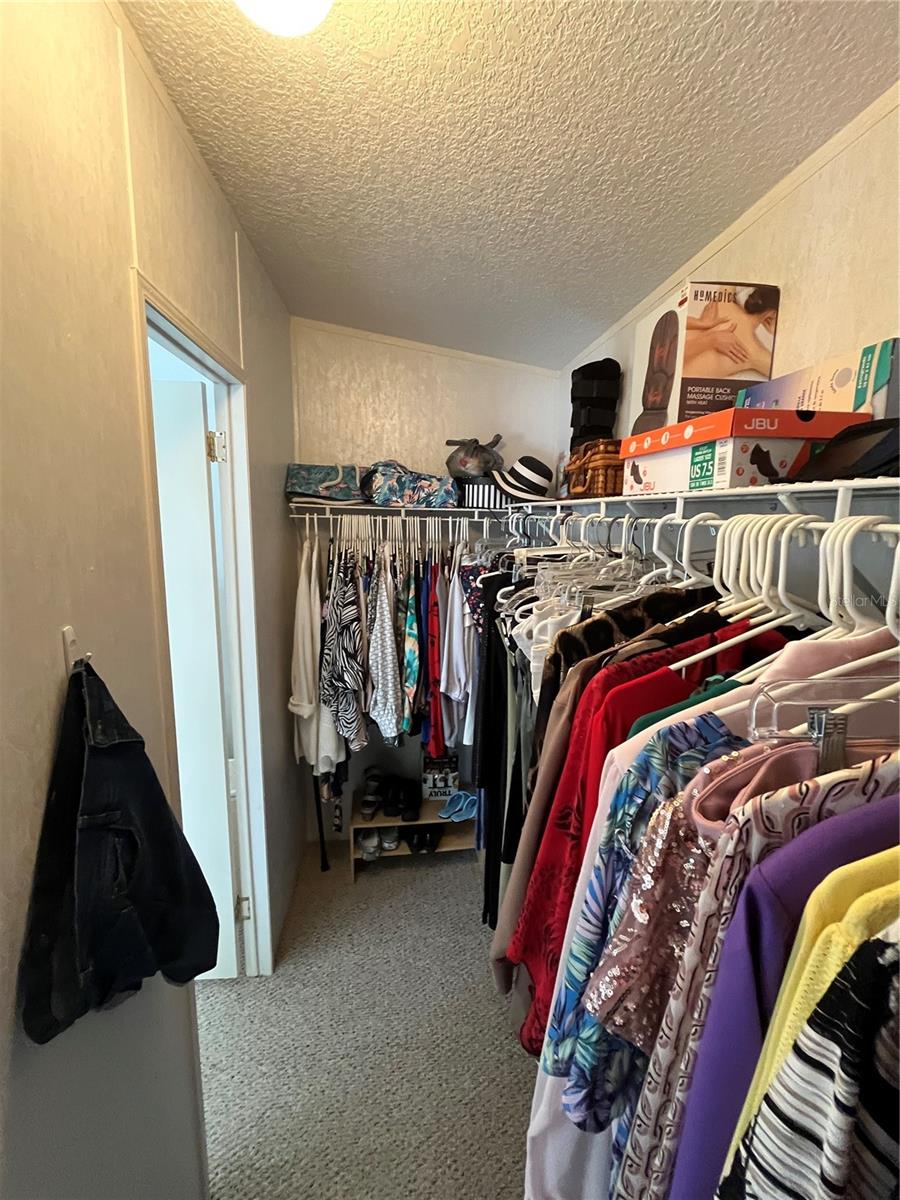 Image 38 of 45 For 723 Locarno Drive