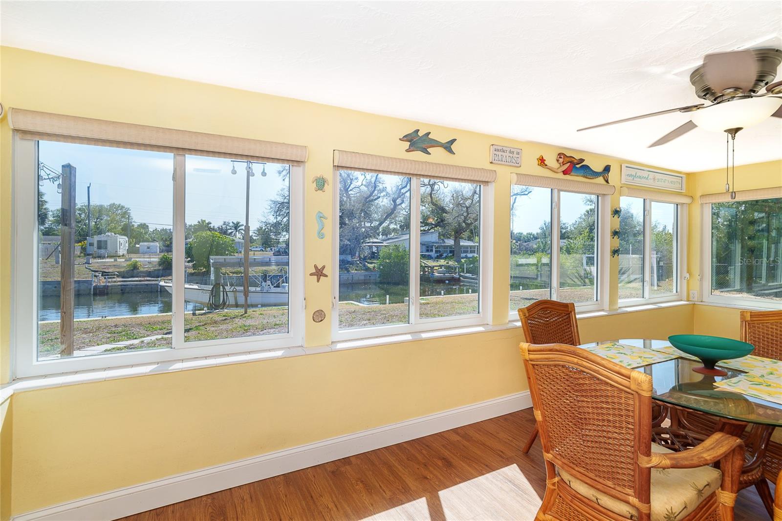 Image 21 of 52 For 825 5th Street