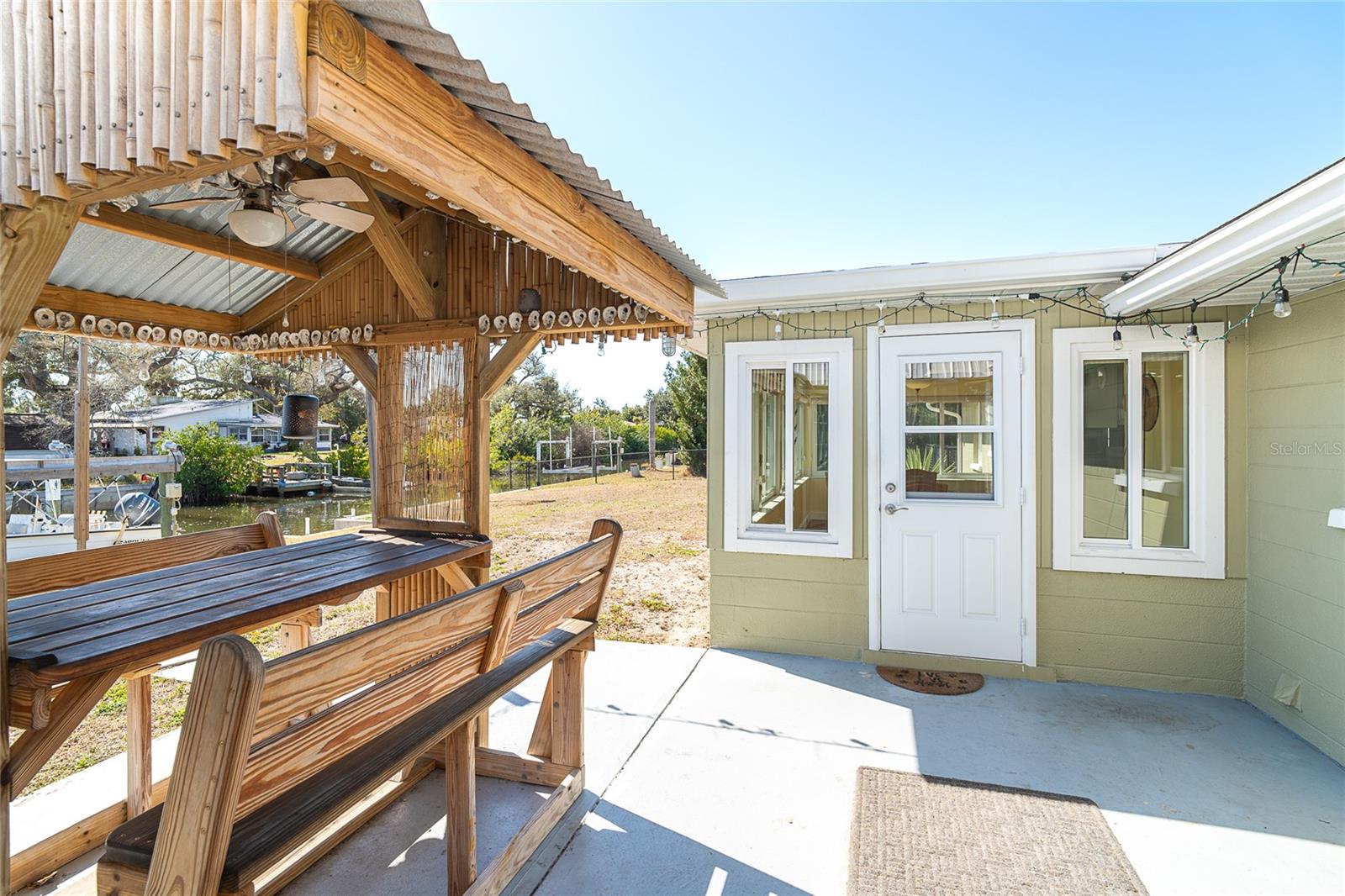 Image 5 of 52 For 825 5th Street