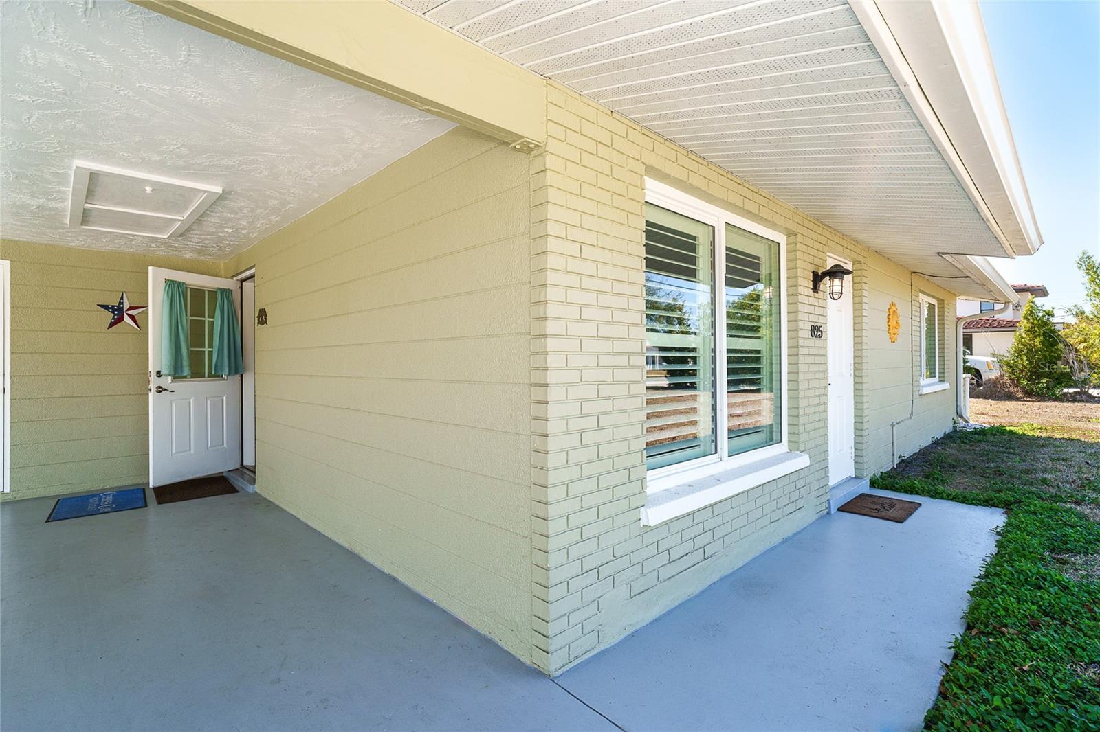 Image 7 of 52 For 825 5th Street