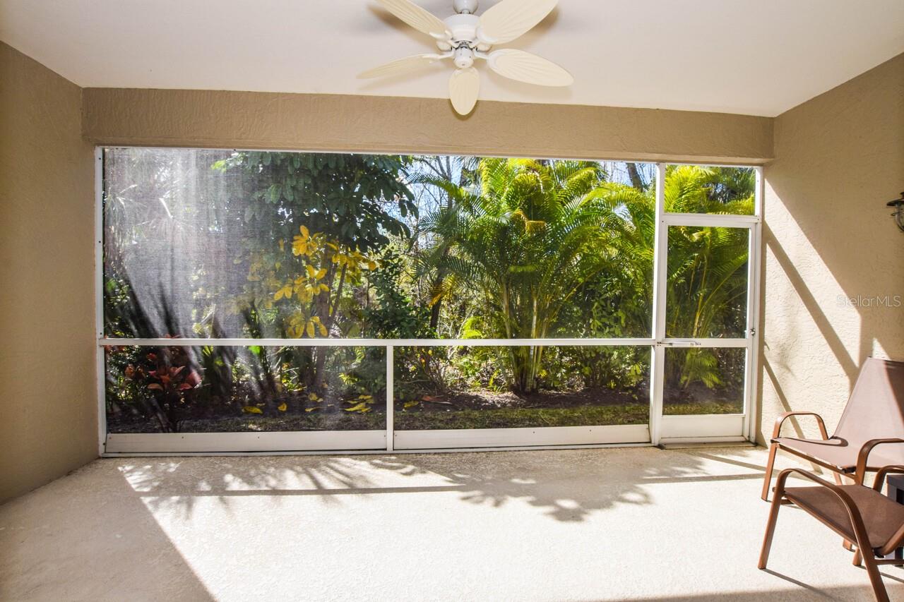 Image 28 of 55 For 877 Tartan Drive 102