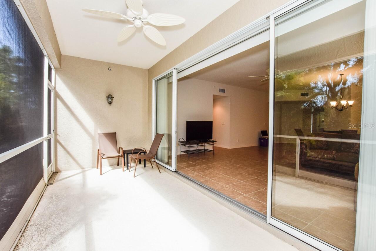 Image 29 of 55 For 877 Tartan Drive 102