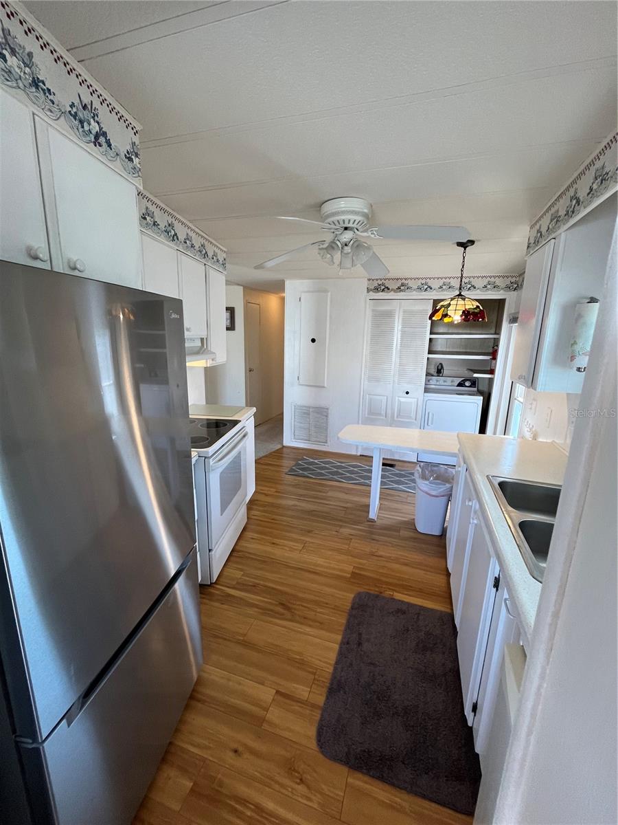 Image 15 of 35 For 416 Vasto Drive