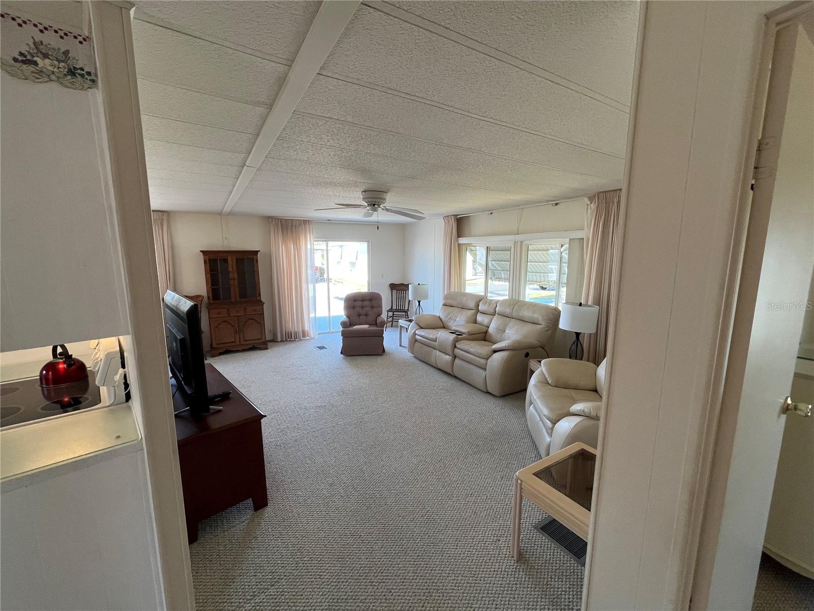 Image 20 of 35 For 416 Vasto Drive