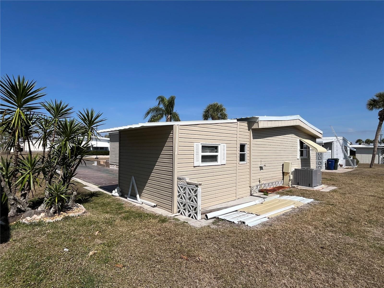 Image 5 of 35 For 416 Vasto Drive