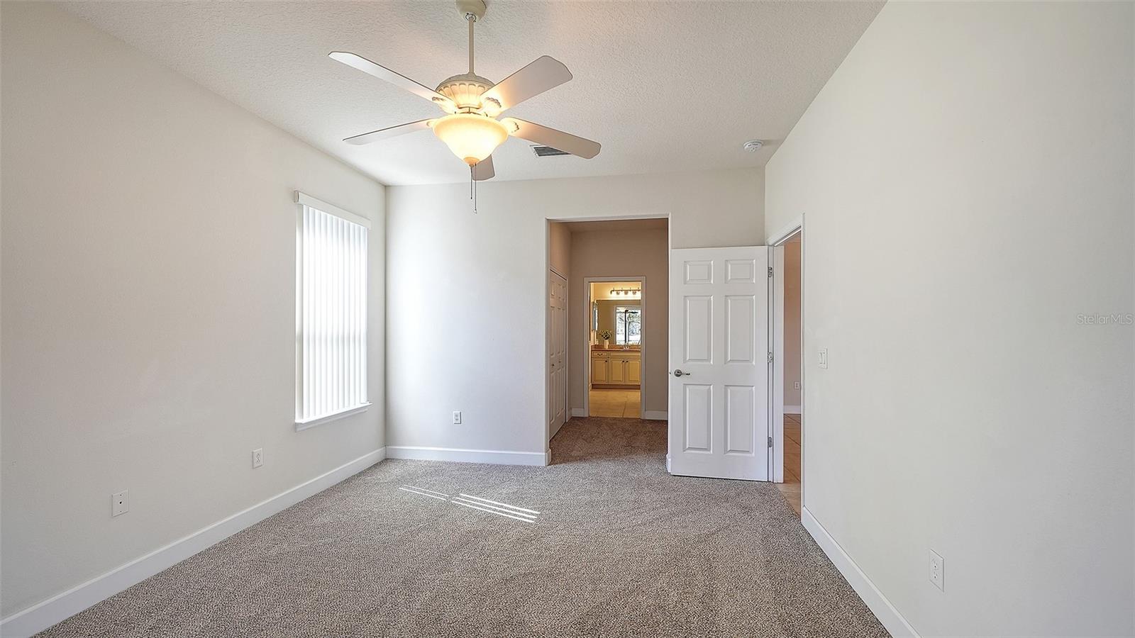 Image 23 of 47 For 20168 Pezzana Drive