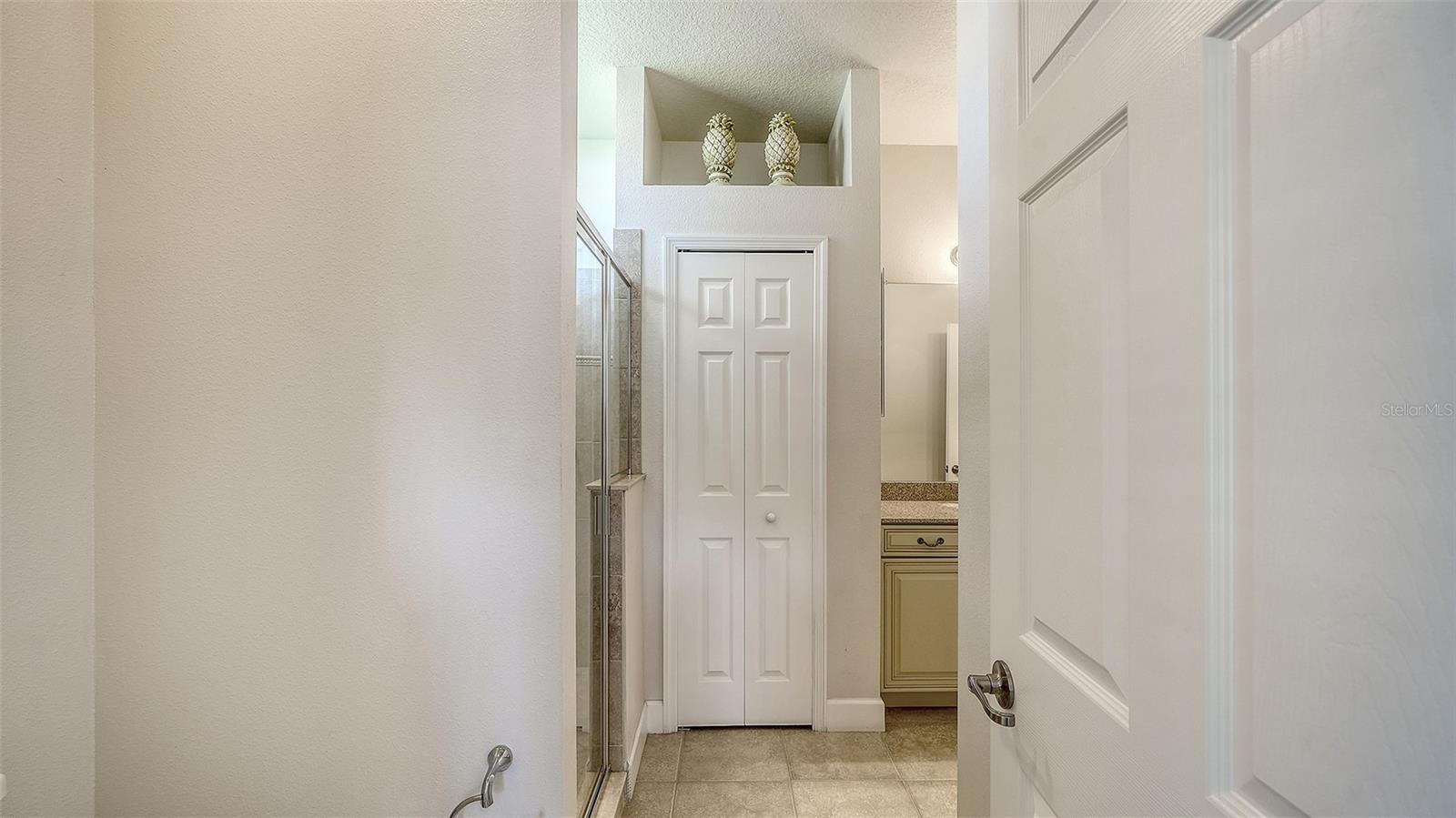 Image 31 of 47 For 20168 Pezzana Drive