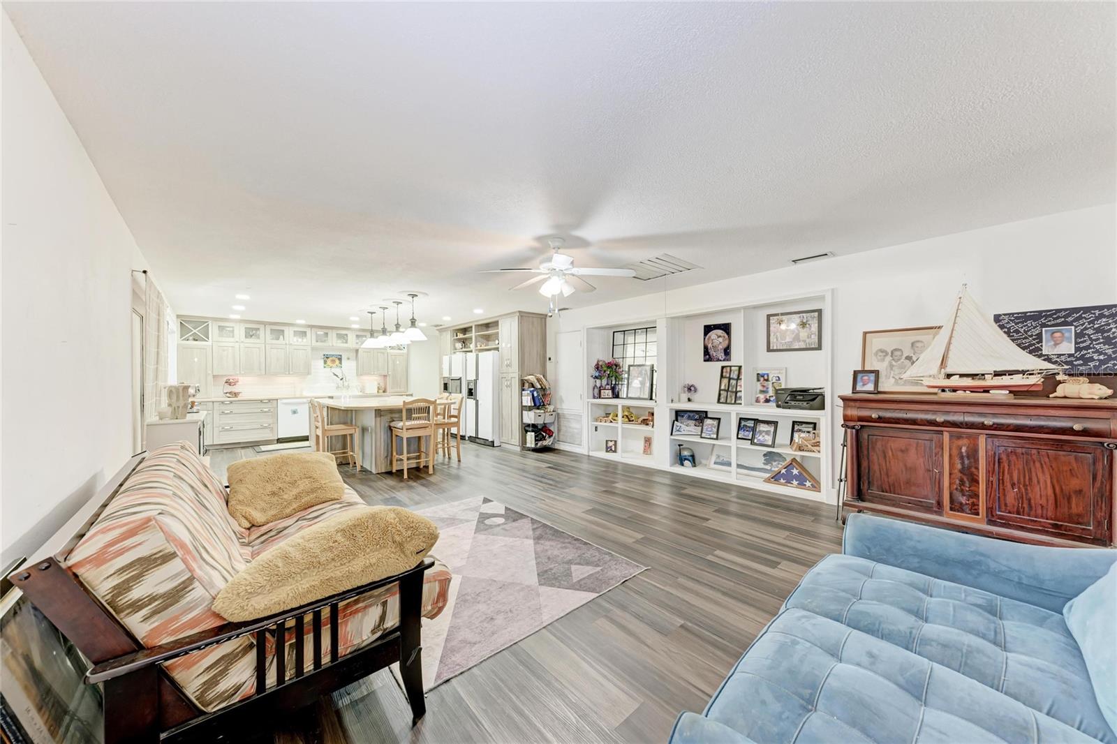 Image 13 of 88 For 1499 17th Street W