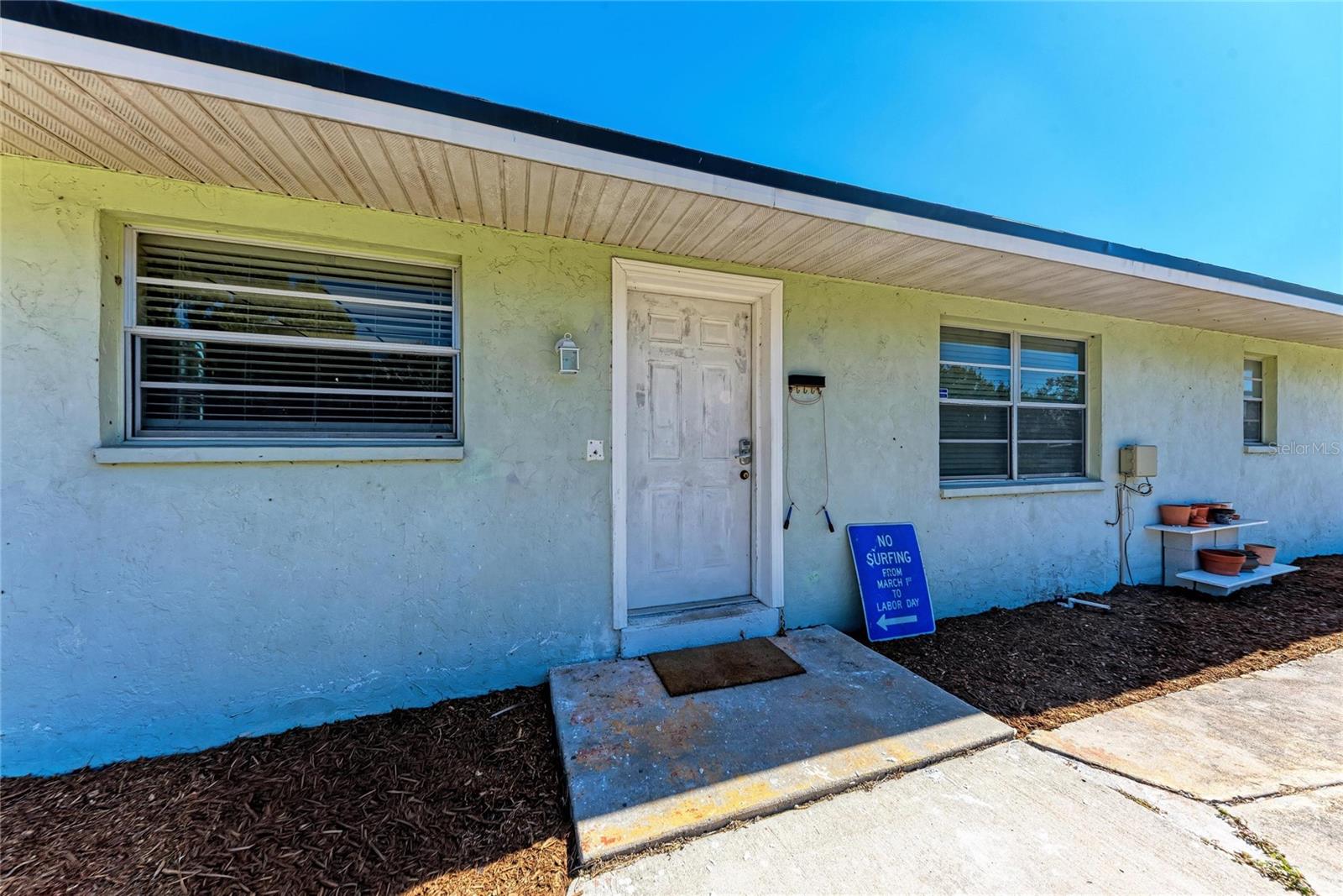 Image 32 of 88 For 1499 17th Street W