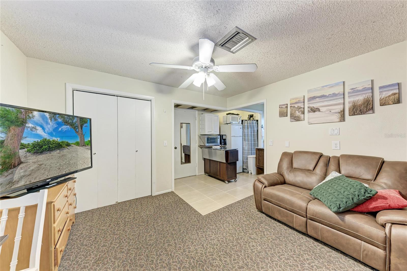 Image 56 of 88 For 1499 17th Street W