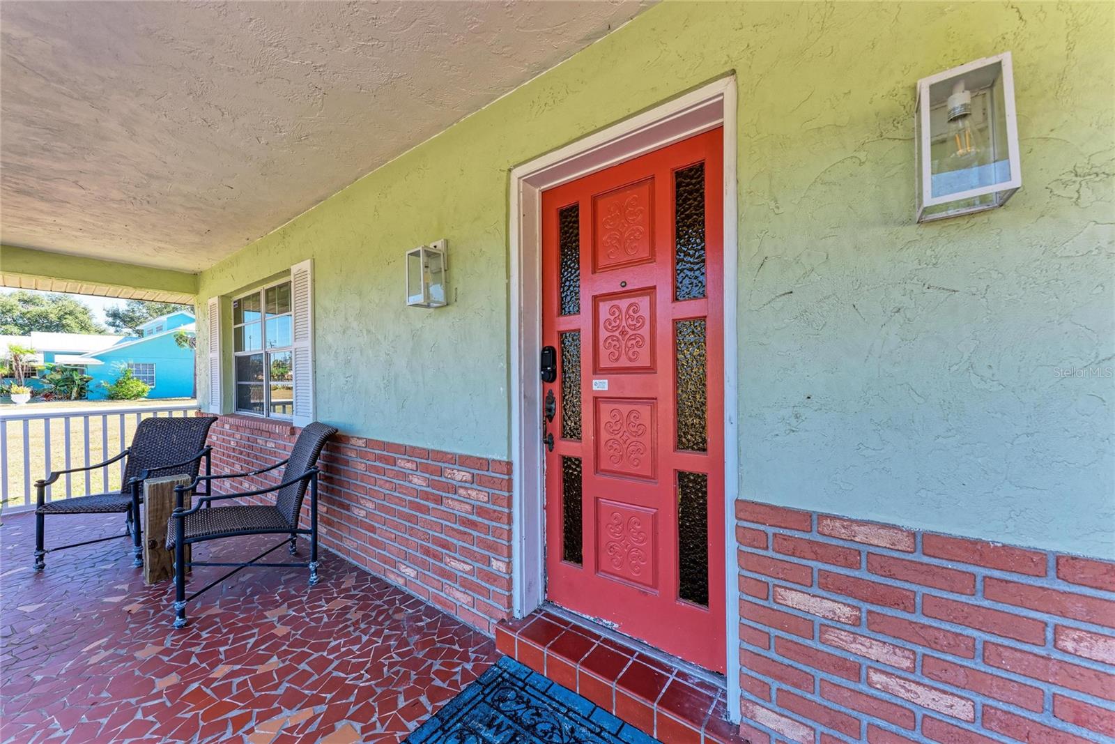 Image 7 of 88 For 1499 17th Street W