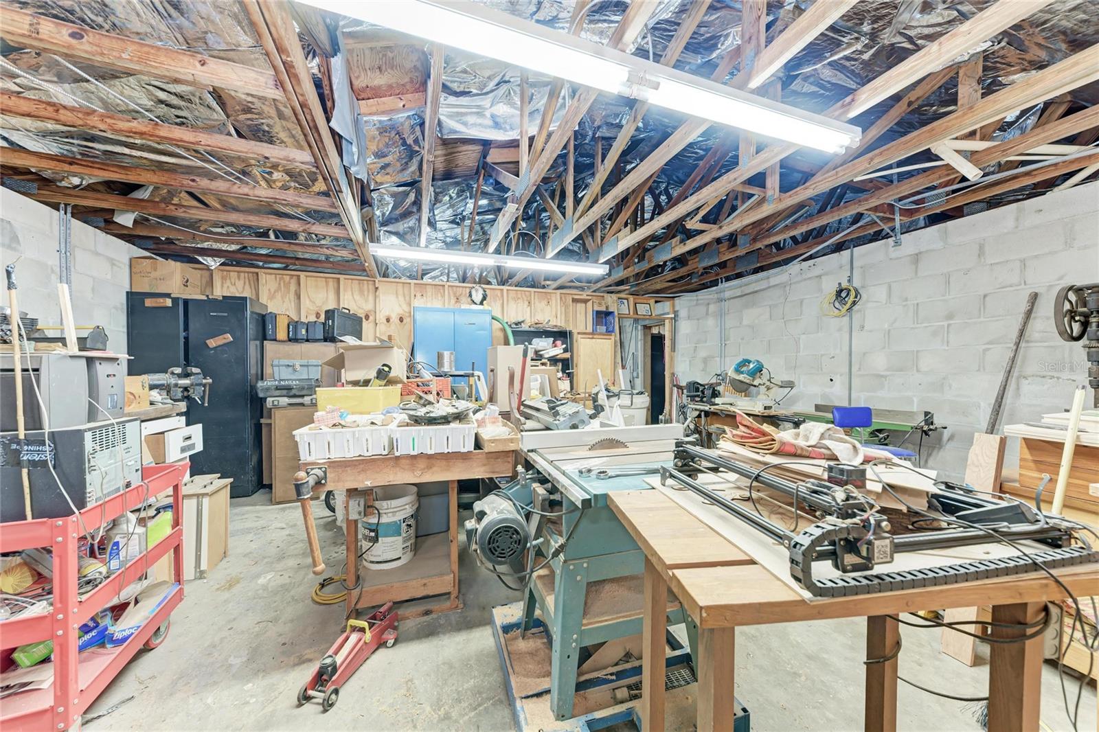 Image 78 of 88 For 1499 17th Street W