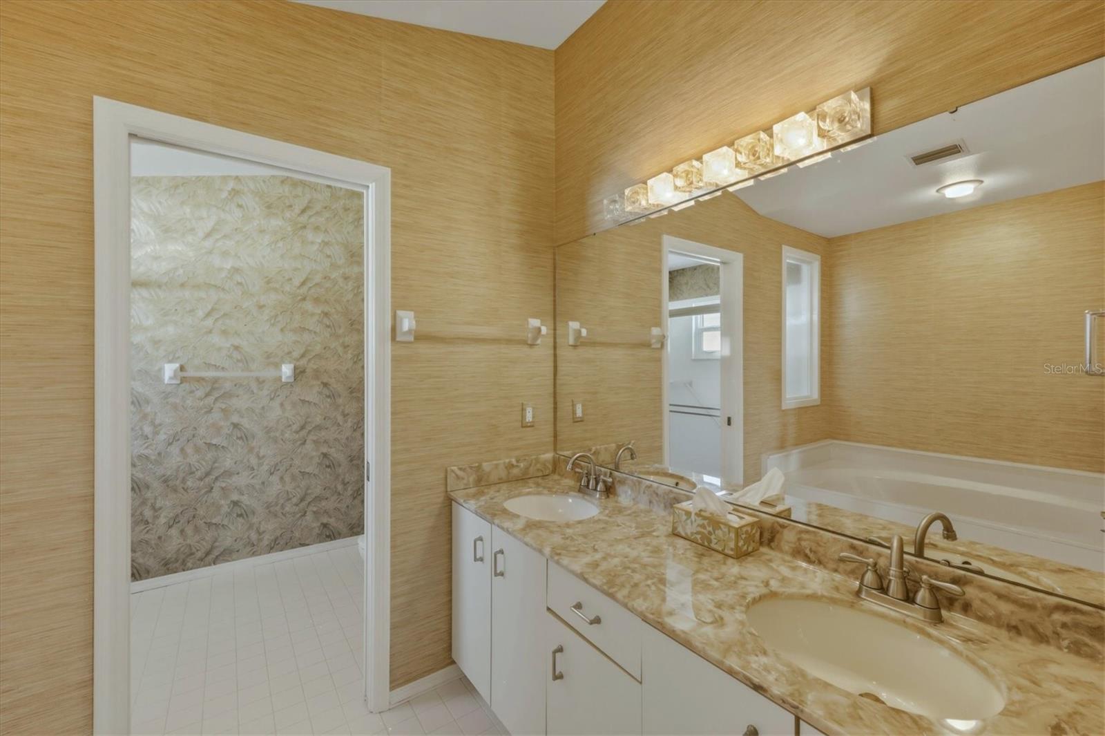 Image 21 of 34 For 625 Ironwood Circle 151