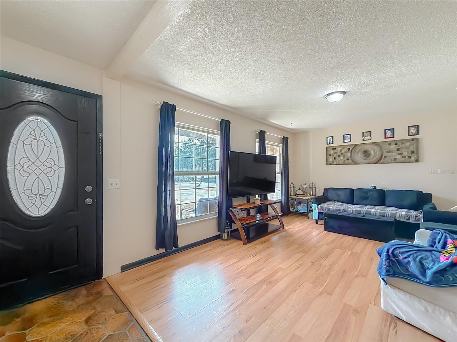 Image 4 of 27 For 1809 6th Street