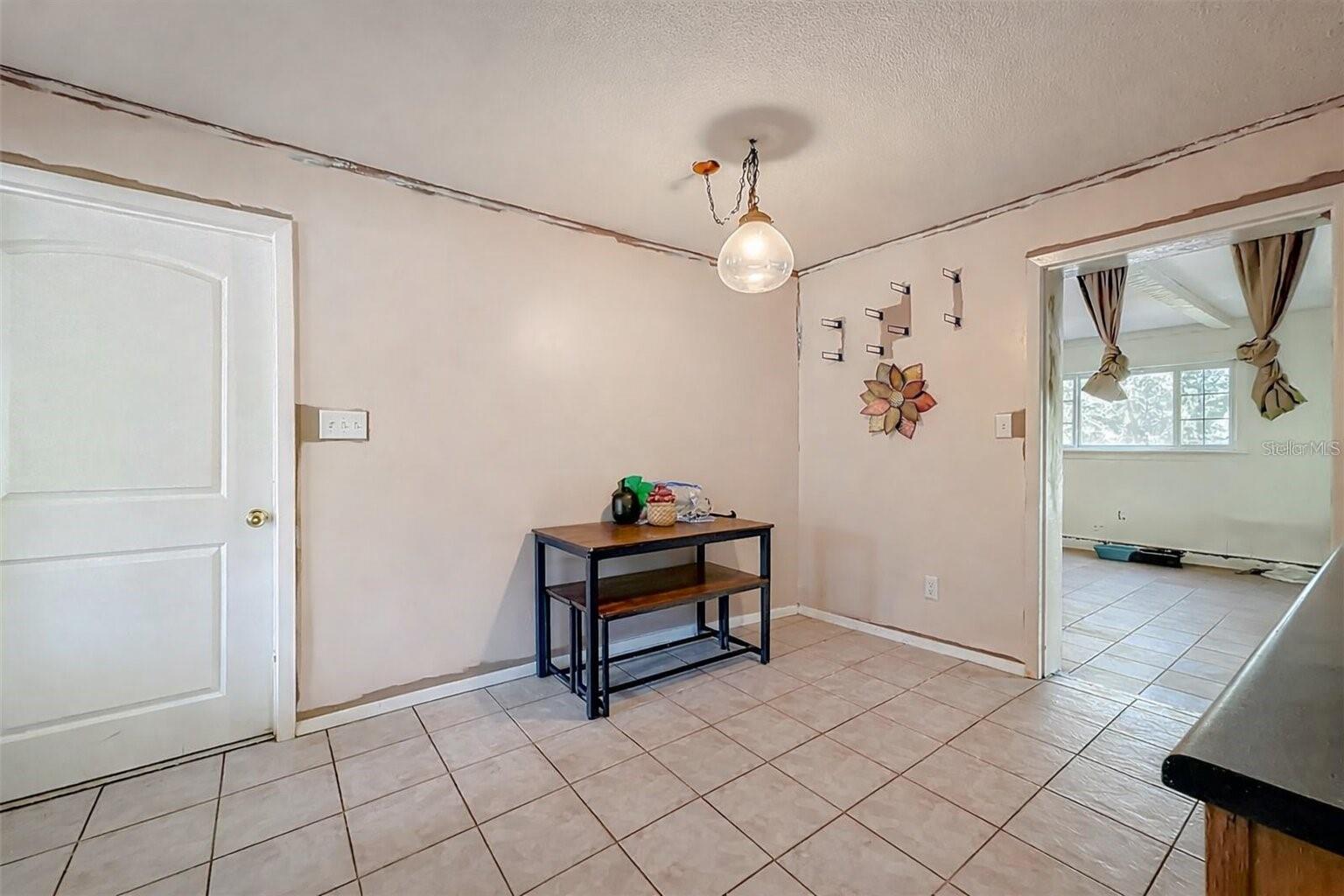 Image 9 of 27 For 1809 6th Street