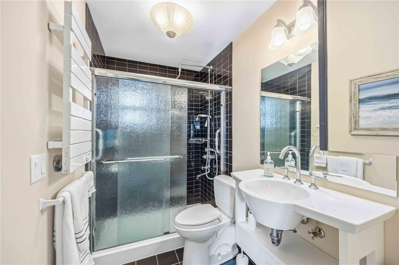 Image 10 of 56 For 1015 Beach Manor Circle 53