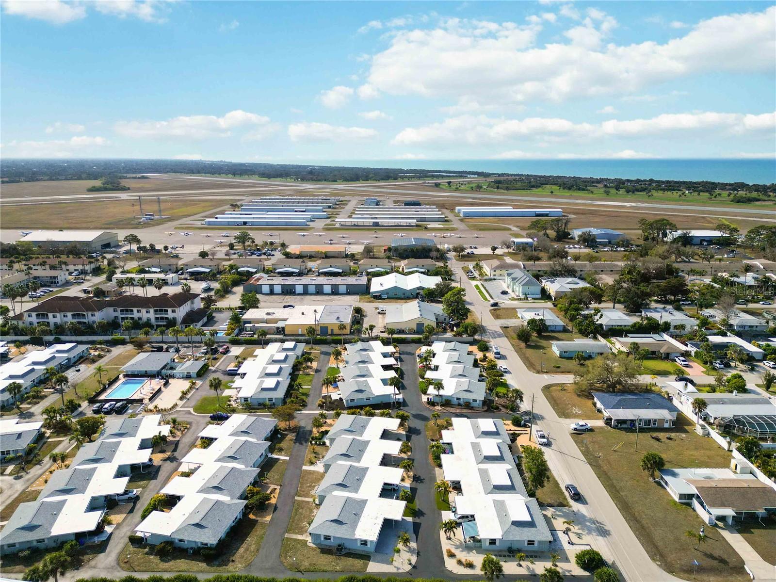 Image 55 of 56 For 1015 Beach Manor Circle 53