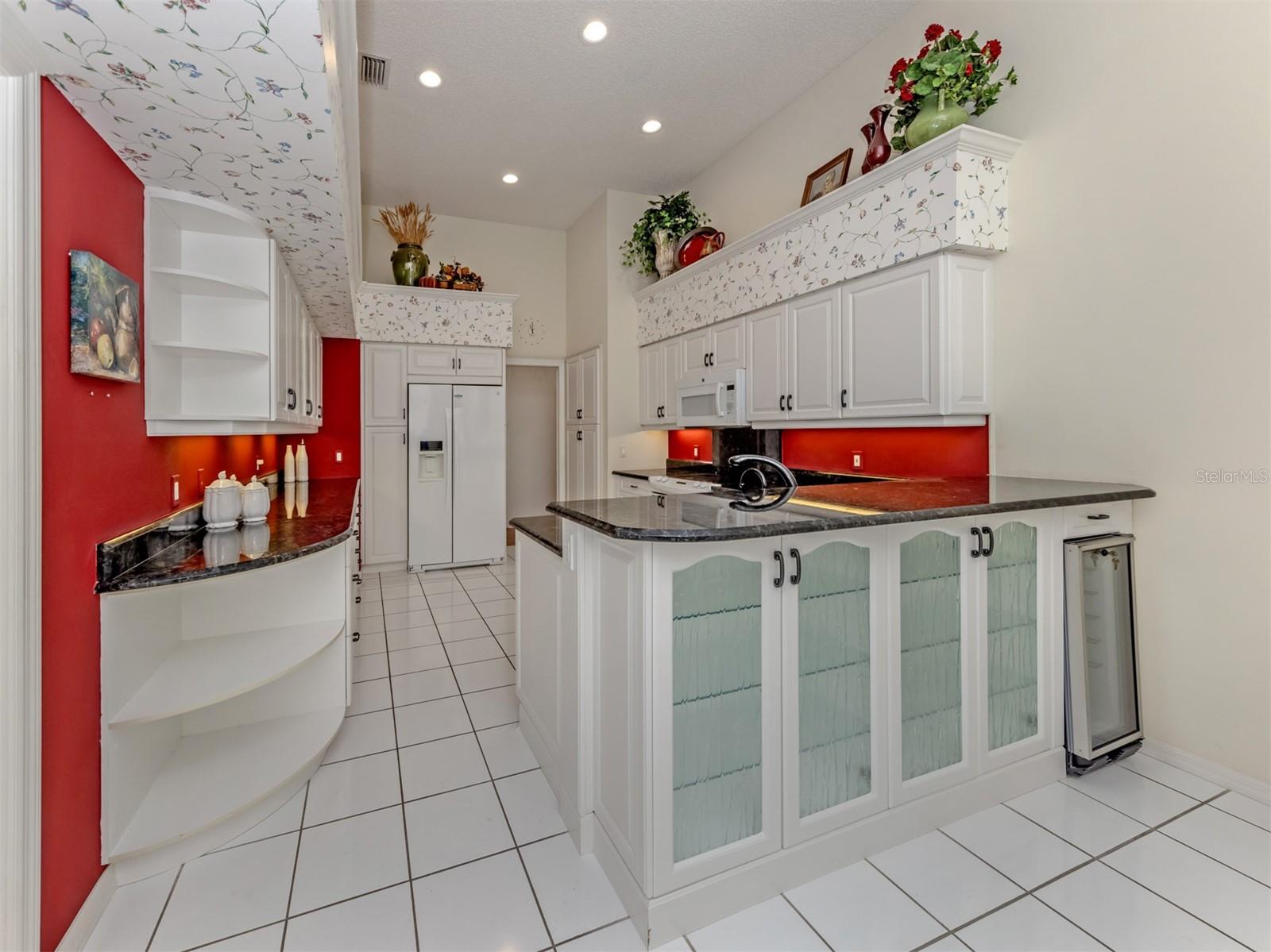 Image 17 of 86 For 620 Crossfield Circle 38