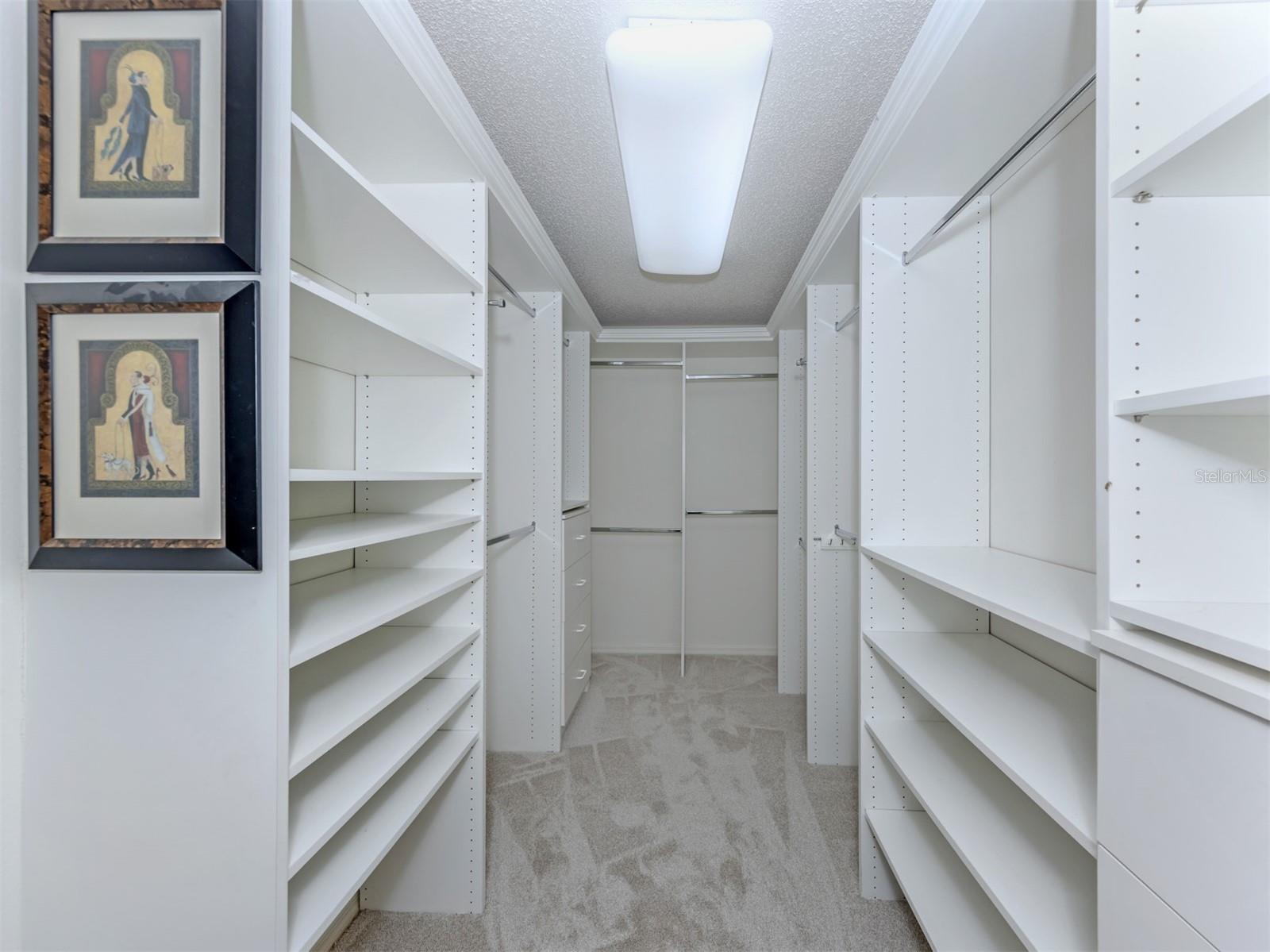 Image 23 of 86 For 620 Crossfield Circle 38