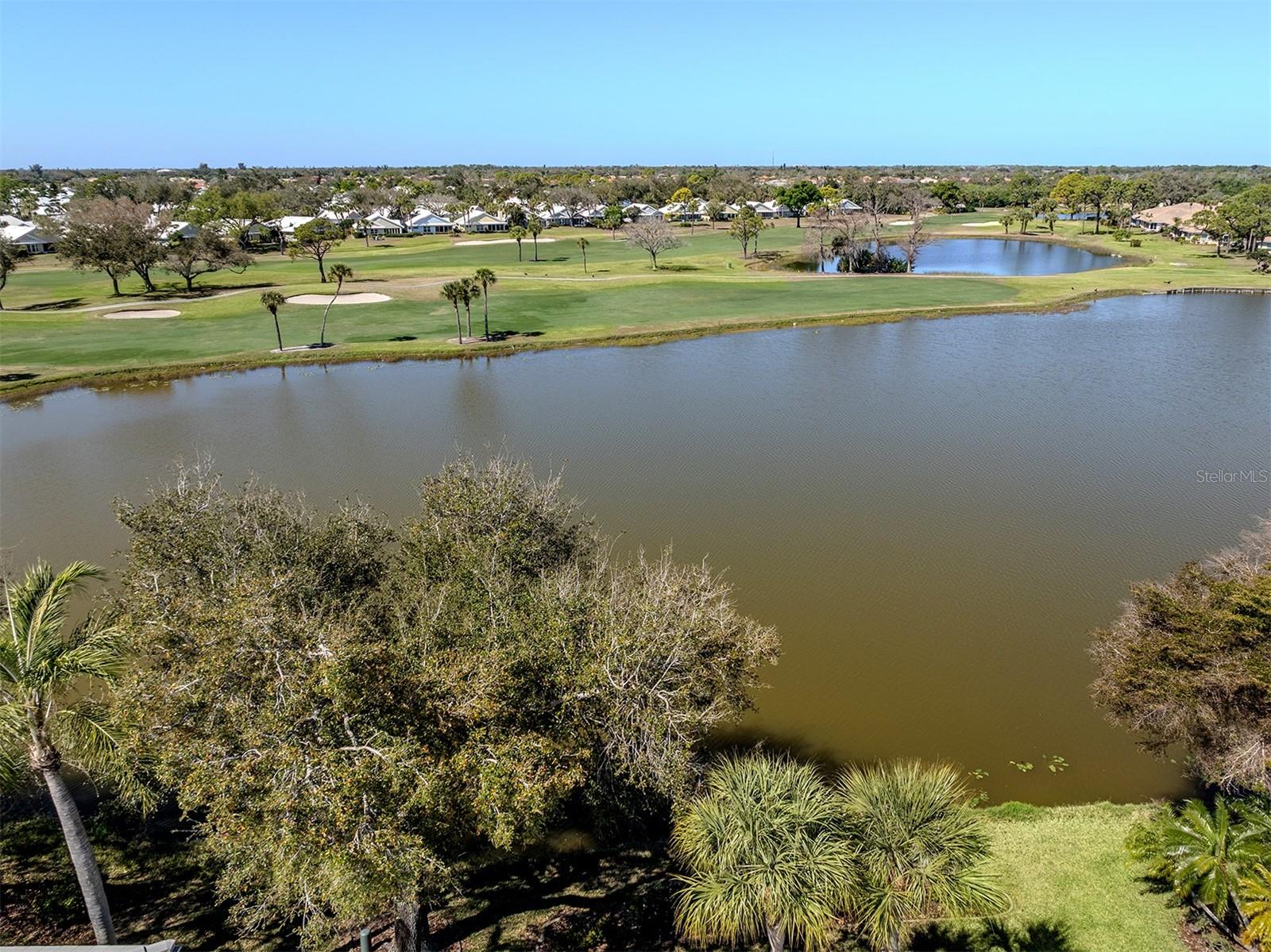 Image 31 of 86 For 620 Crossfield Circle 38