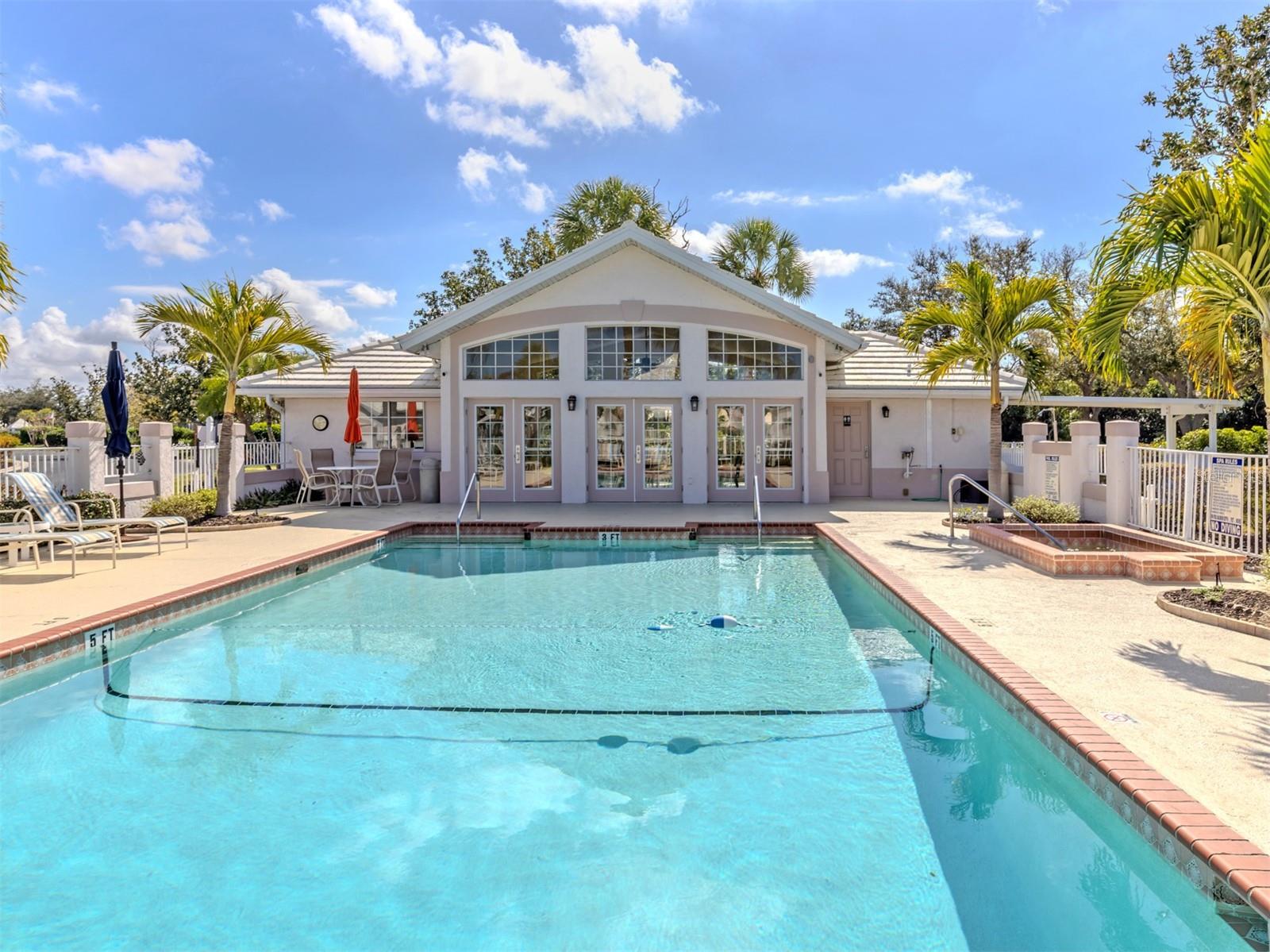 Image 38 of 86 For 620 Crossfield Circle 38