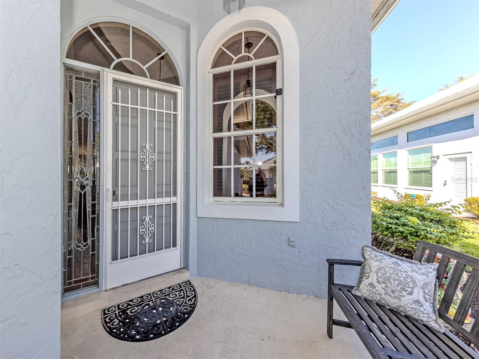 Image 6 of 86 For 620 Crossfield Circle 38