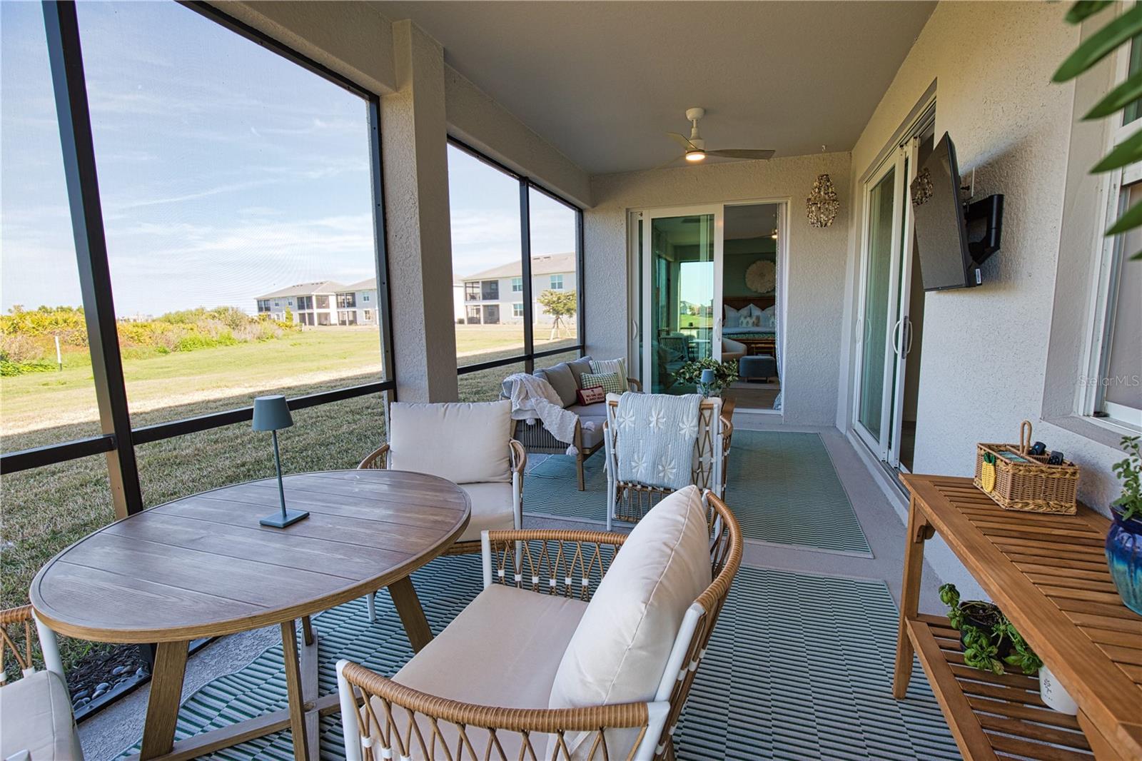 Image 22 of 47 For 17685 Boracay Court 101