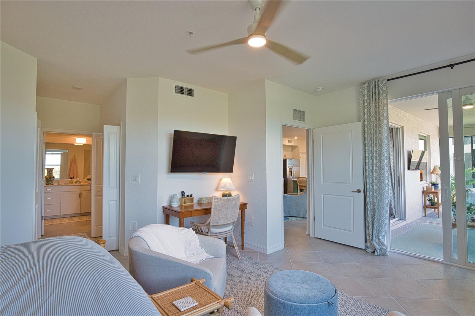 Image 24 of 47 For 17685 Boracay Court 101