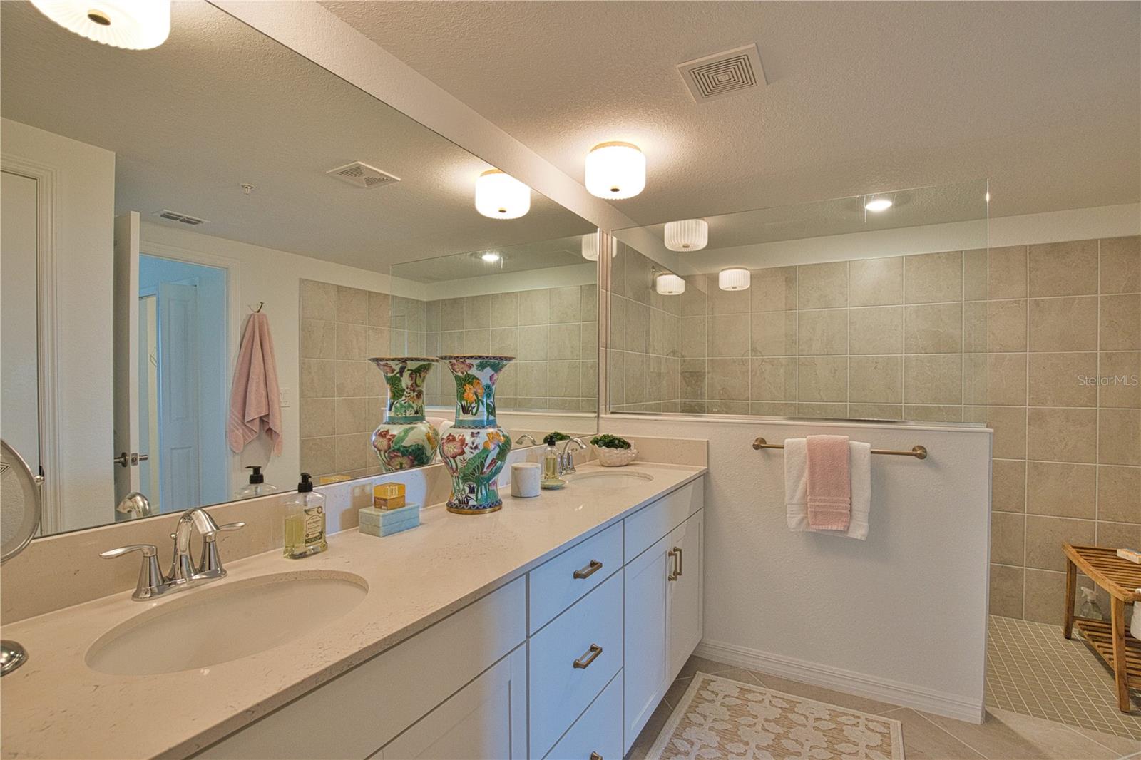 Image 25 of 47 For 17685 Boracay Court 101