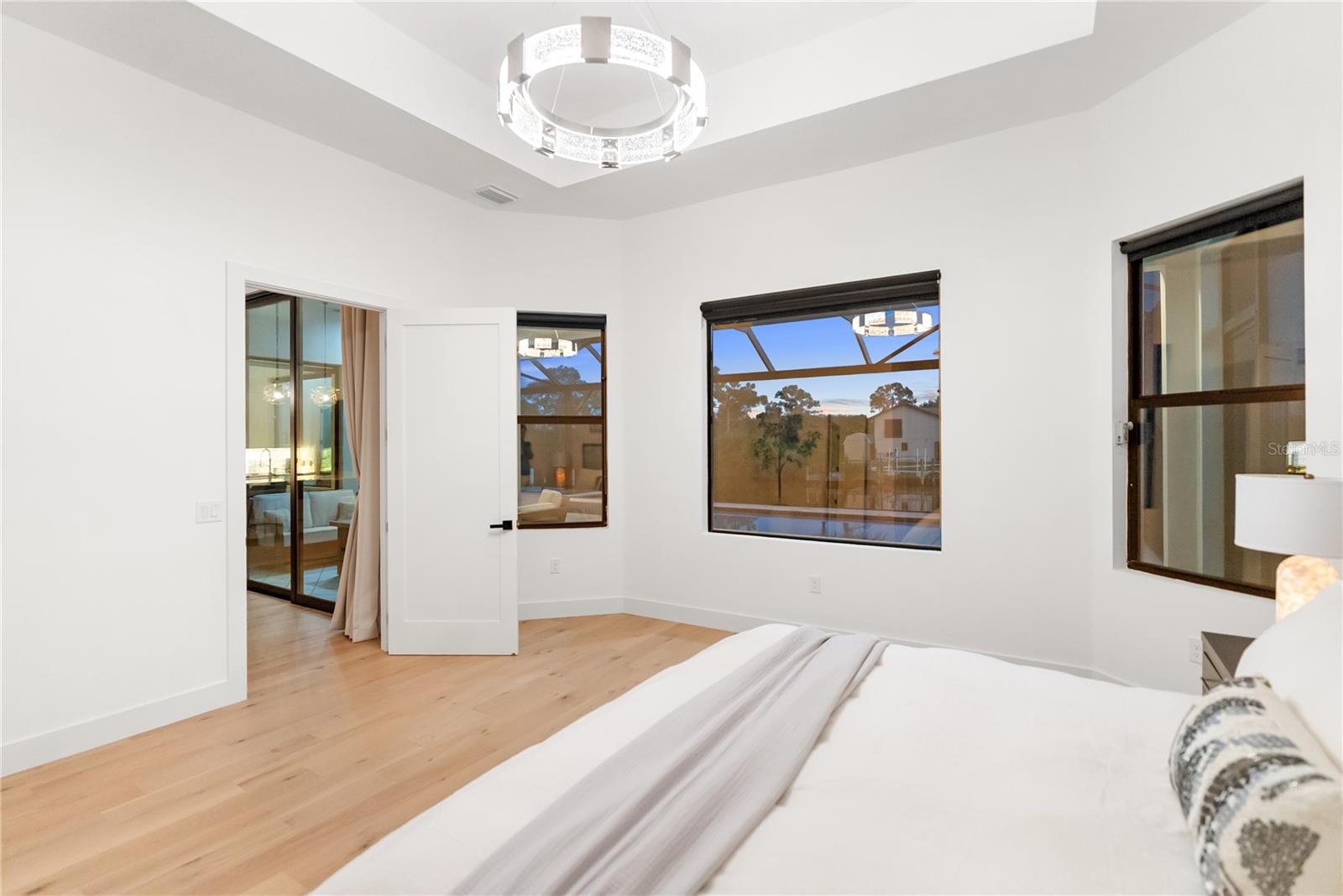 Image 24 of 94 For 13125 Irwin Drive