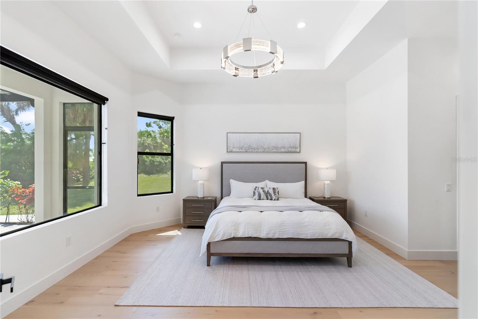 Image 26 of 94 For 13125 Irwin Drive