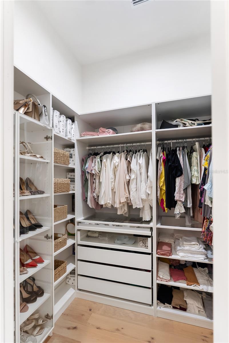 Image 28 of 94 For 13125 Irwin Drive