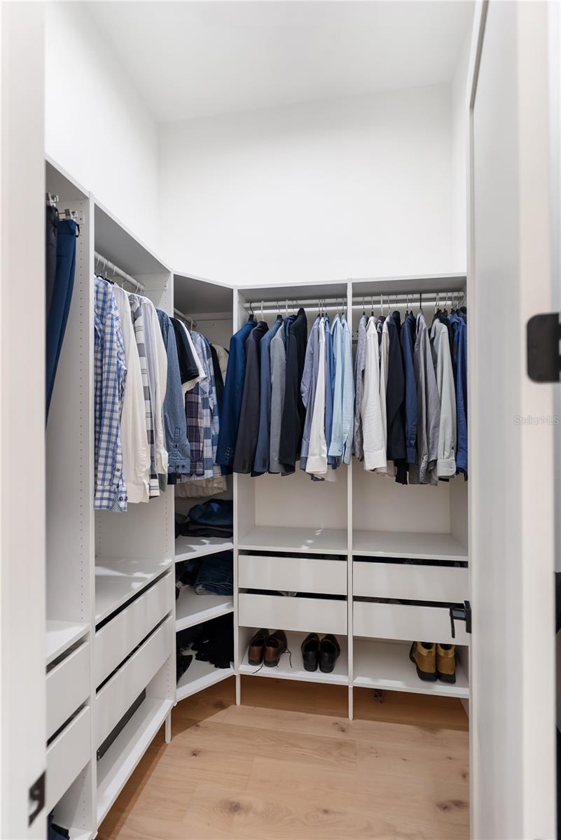 Image 29 of 94 For 13125 Irwin Drive